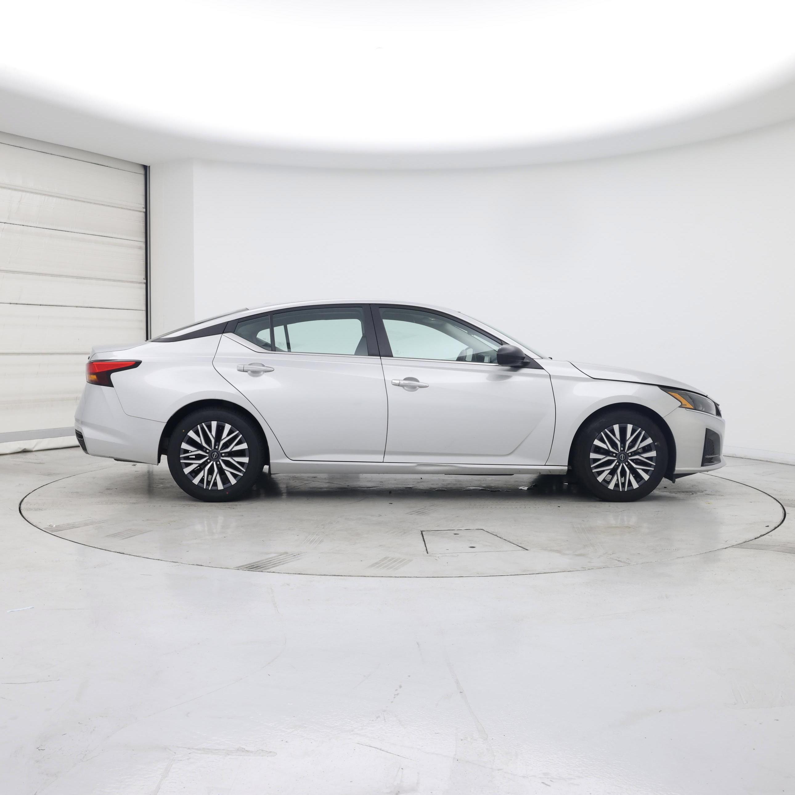 Thumbnail: 2024 Nissan Altima - 7