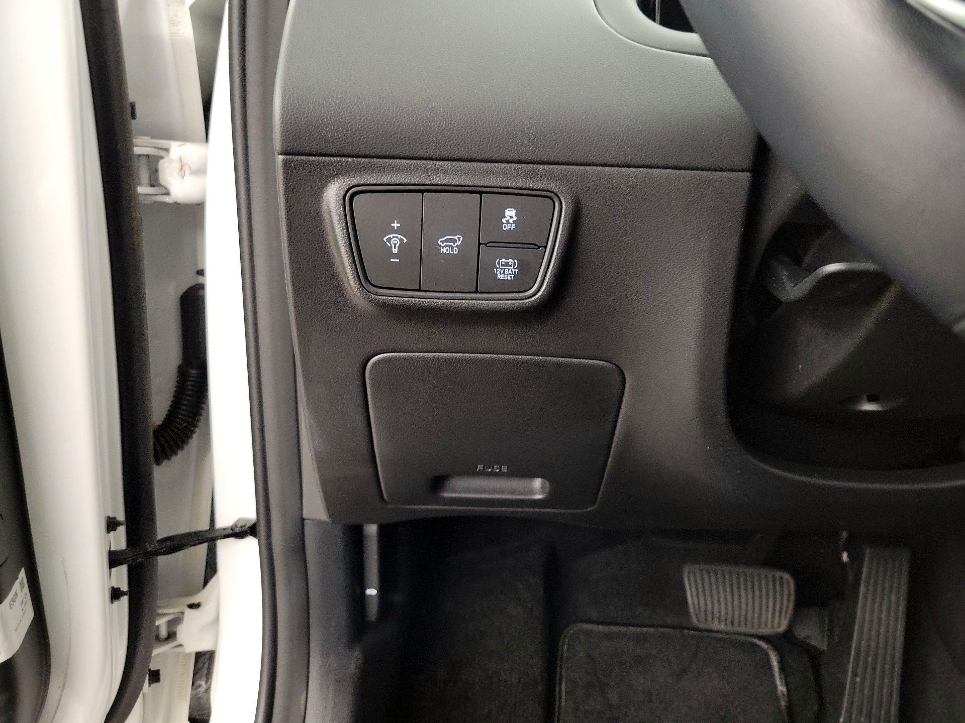 Thumbnail: 2022 Hyundai Tucson - 13