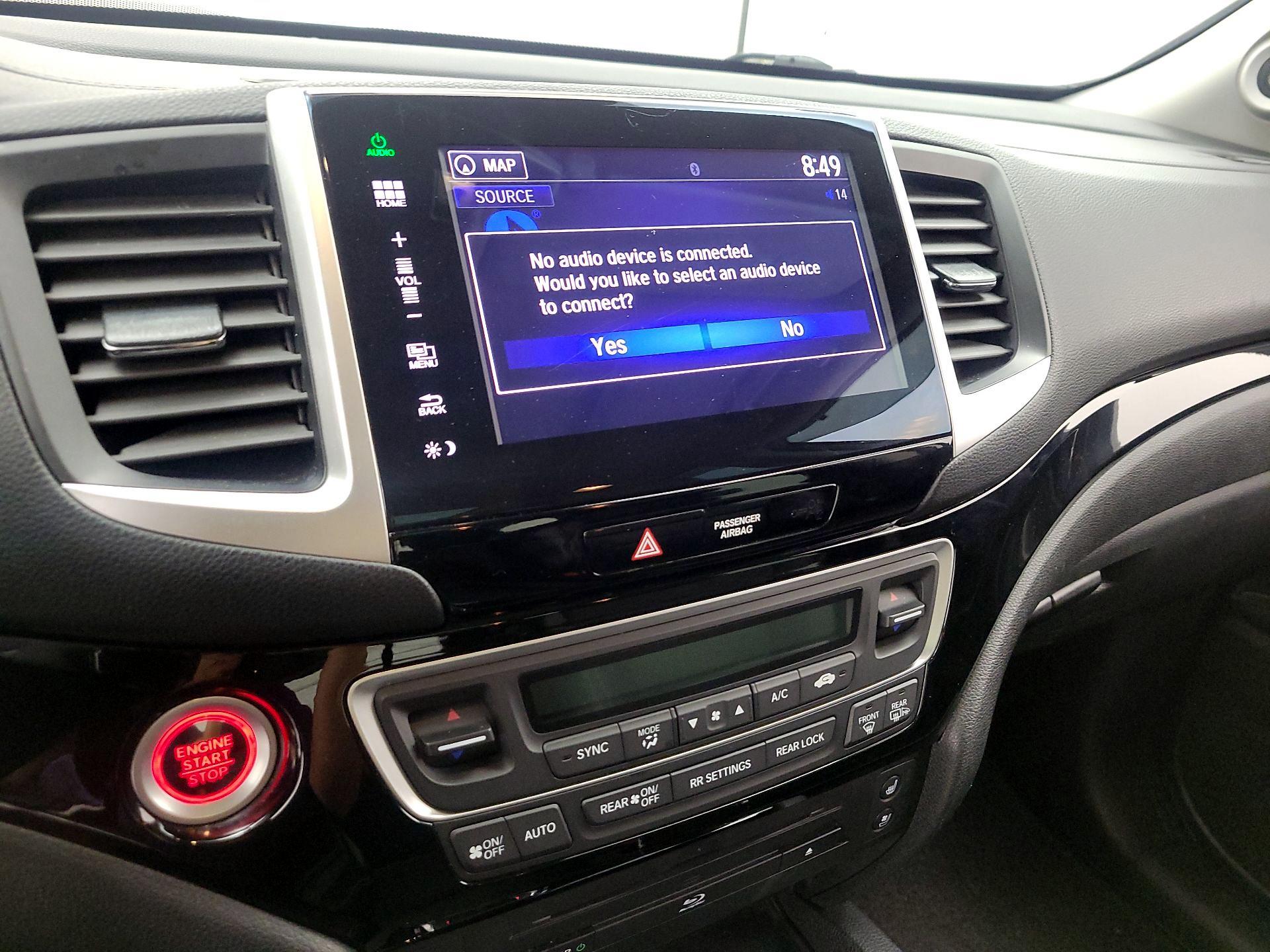 Thumbnail: 2016 Honda Pilot - 15