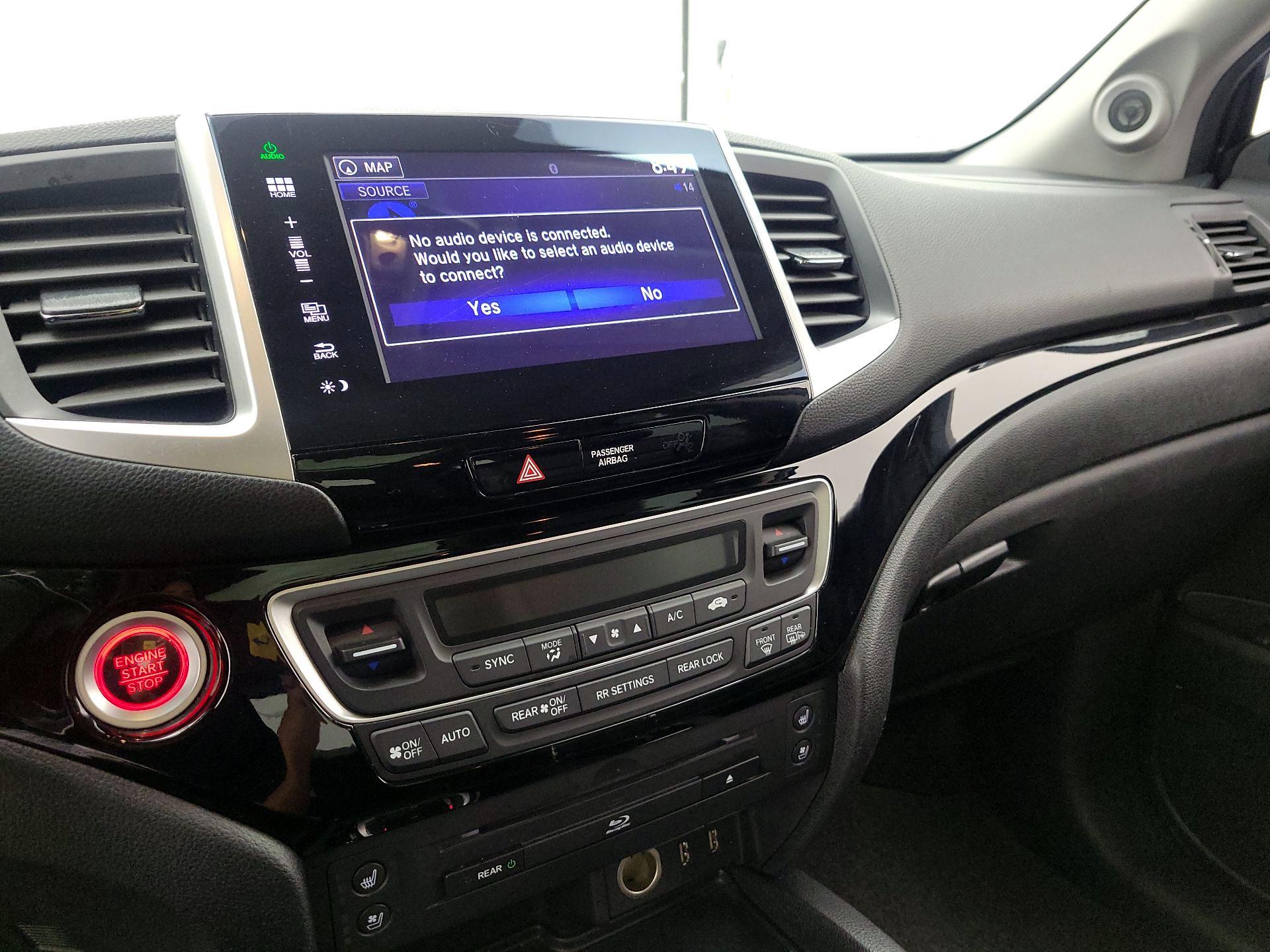 Thumbnail: 2016 Honda Pilot - 16