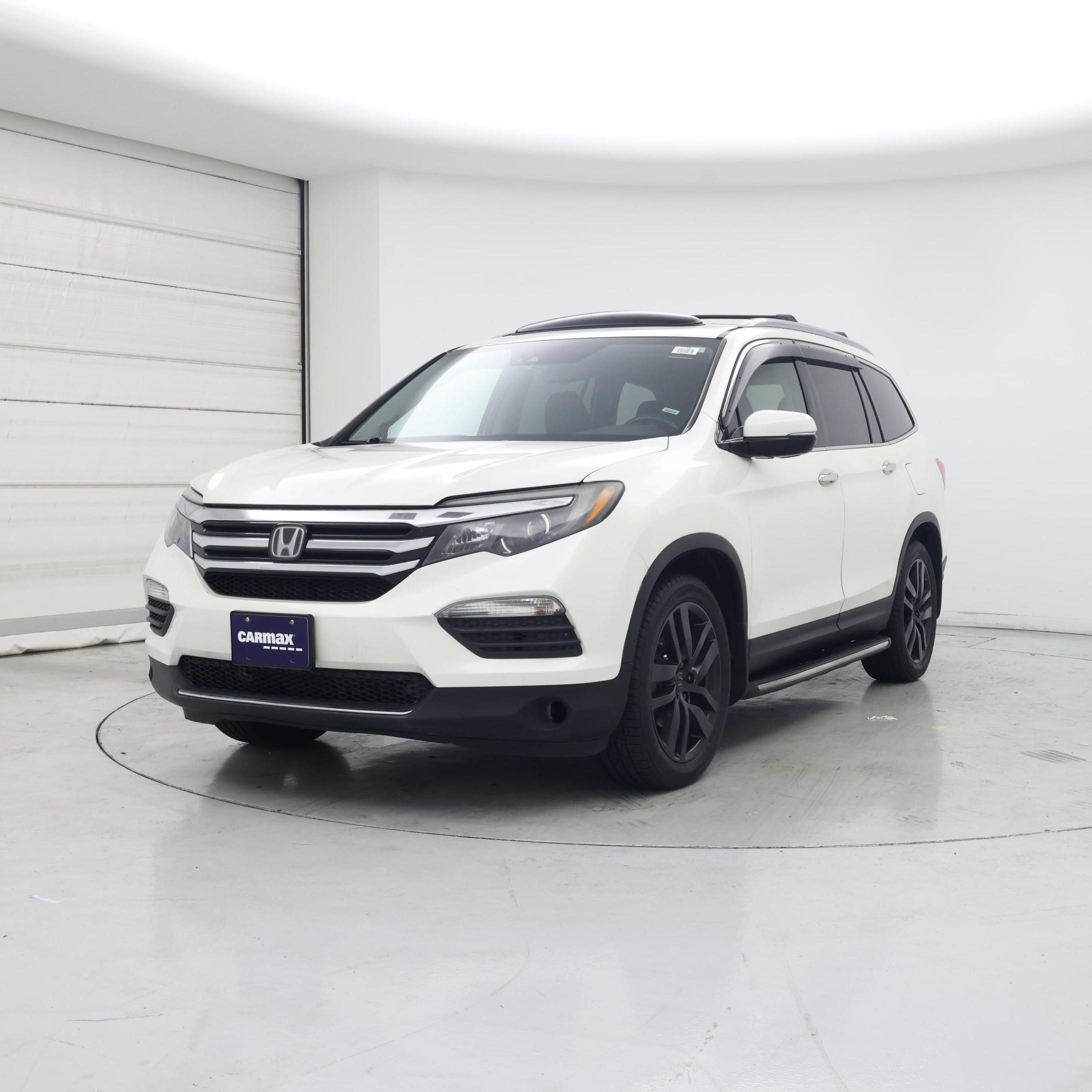 Thumbnail: 2016 Honda Pilot - 4