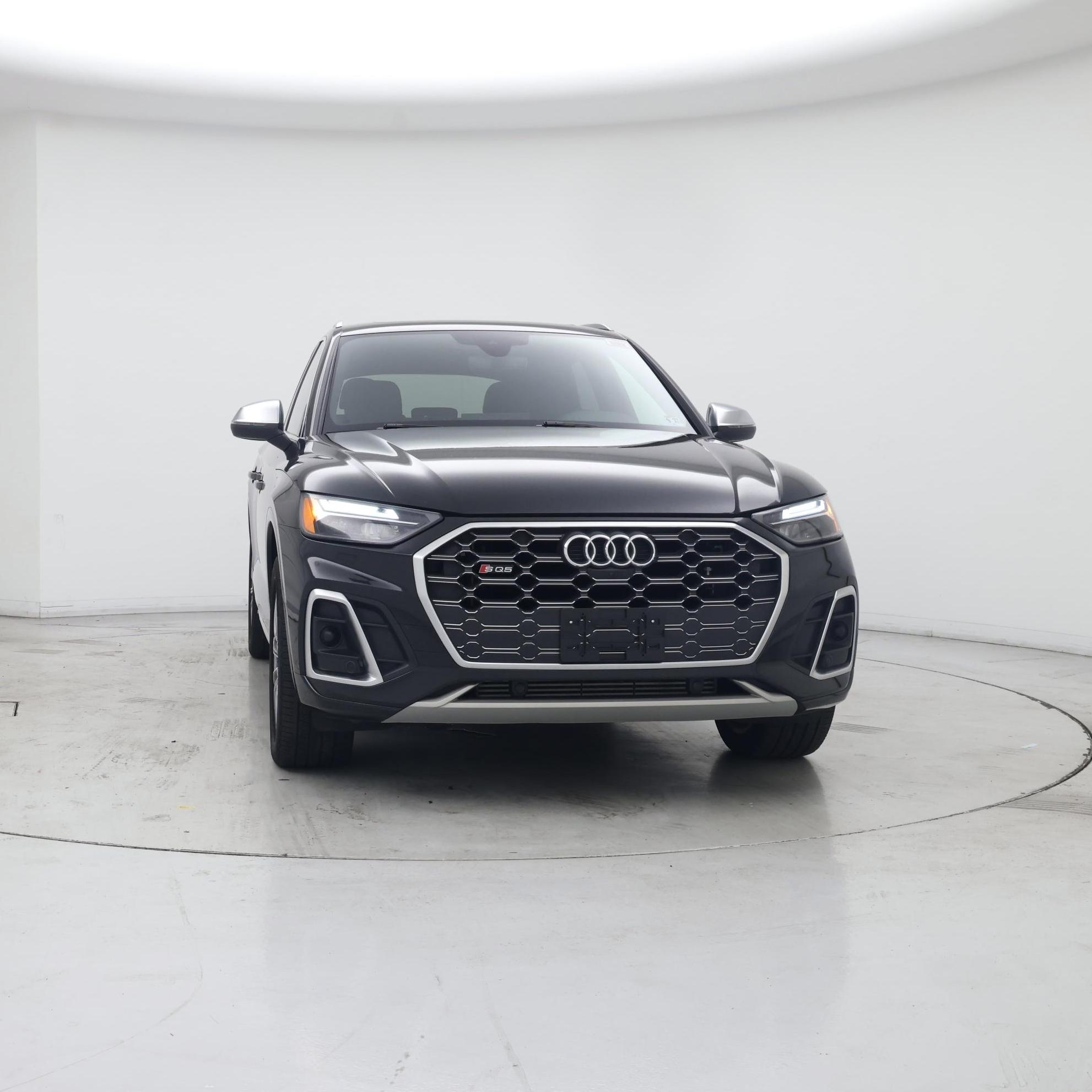 Thumbnail: 2022 Audi SQ5 - 5