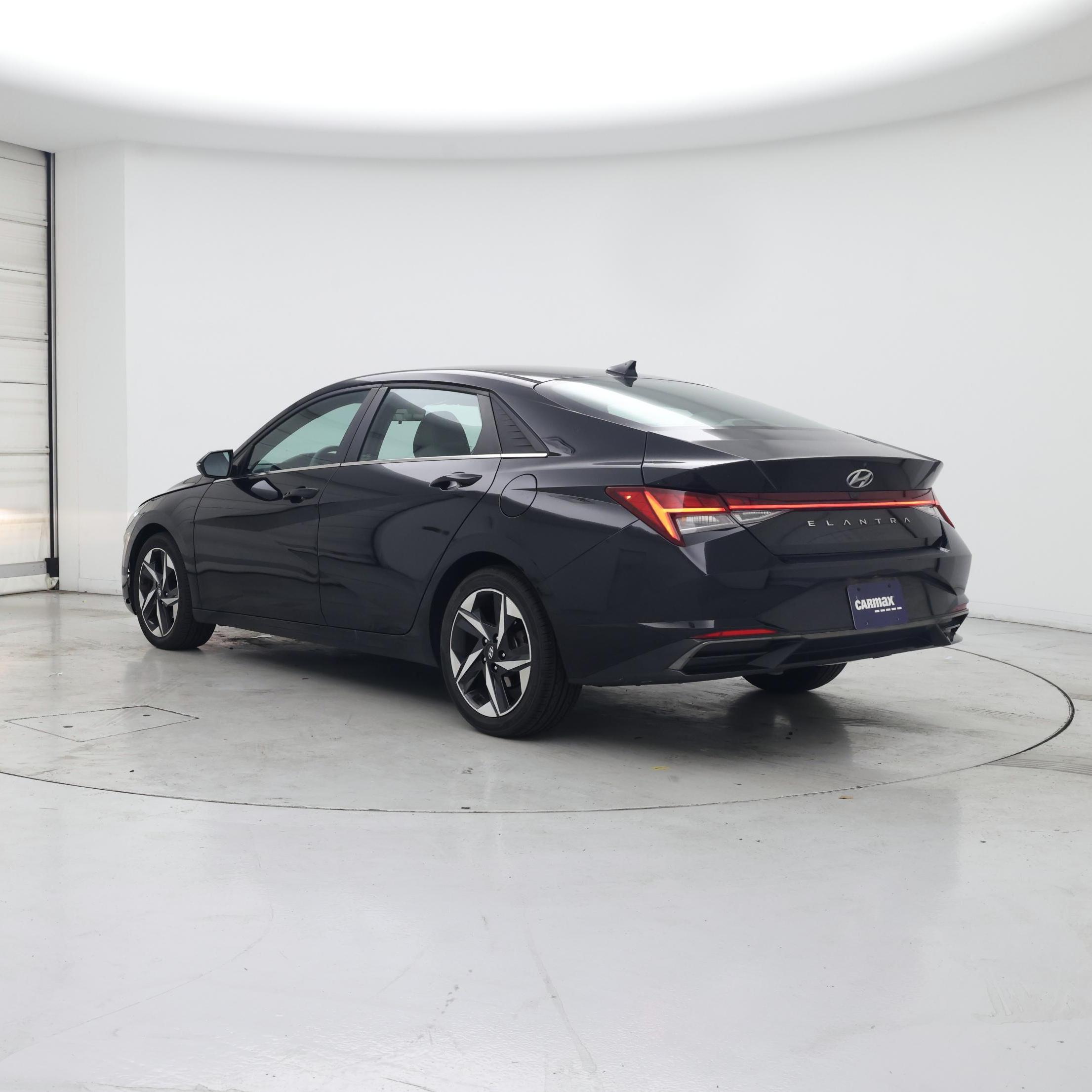 Thumbnail: 2021 Hyundai Elantra - 2