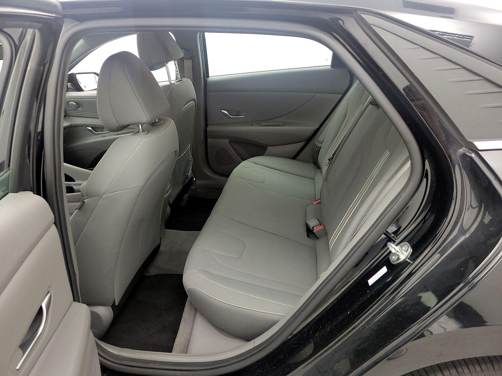 Thumbnail: 2021 Hyundai Elantra - 20