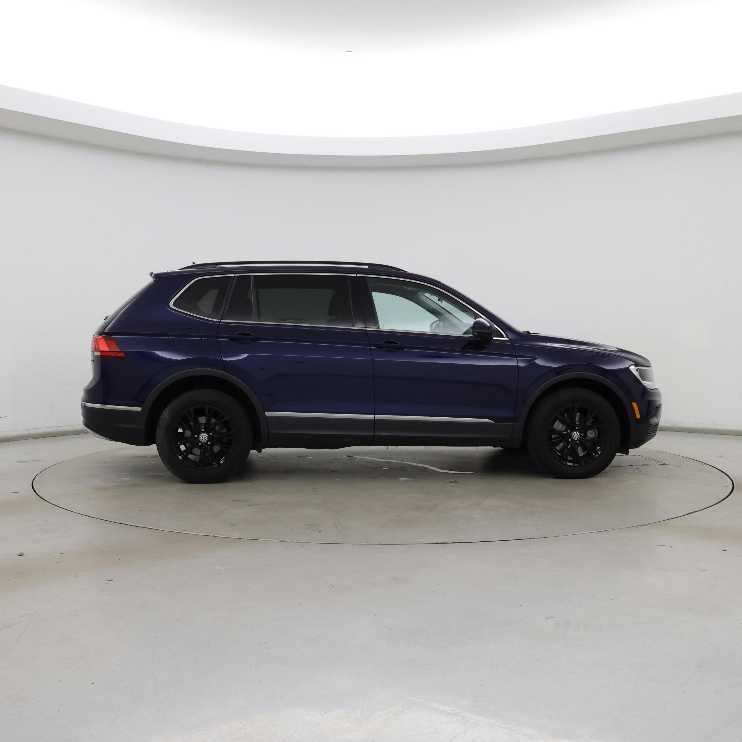 Thumbnail: 2021 Volkswagen Tiguan - 7