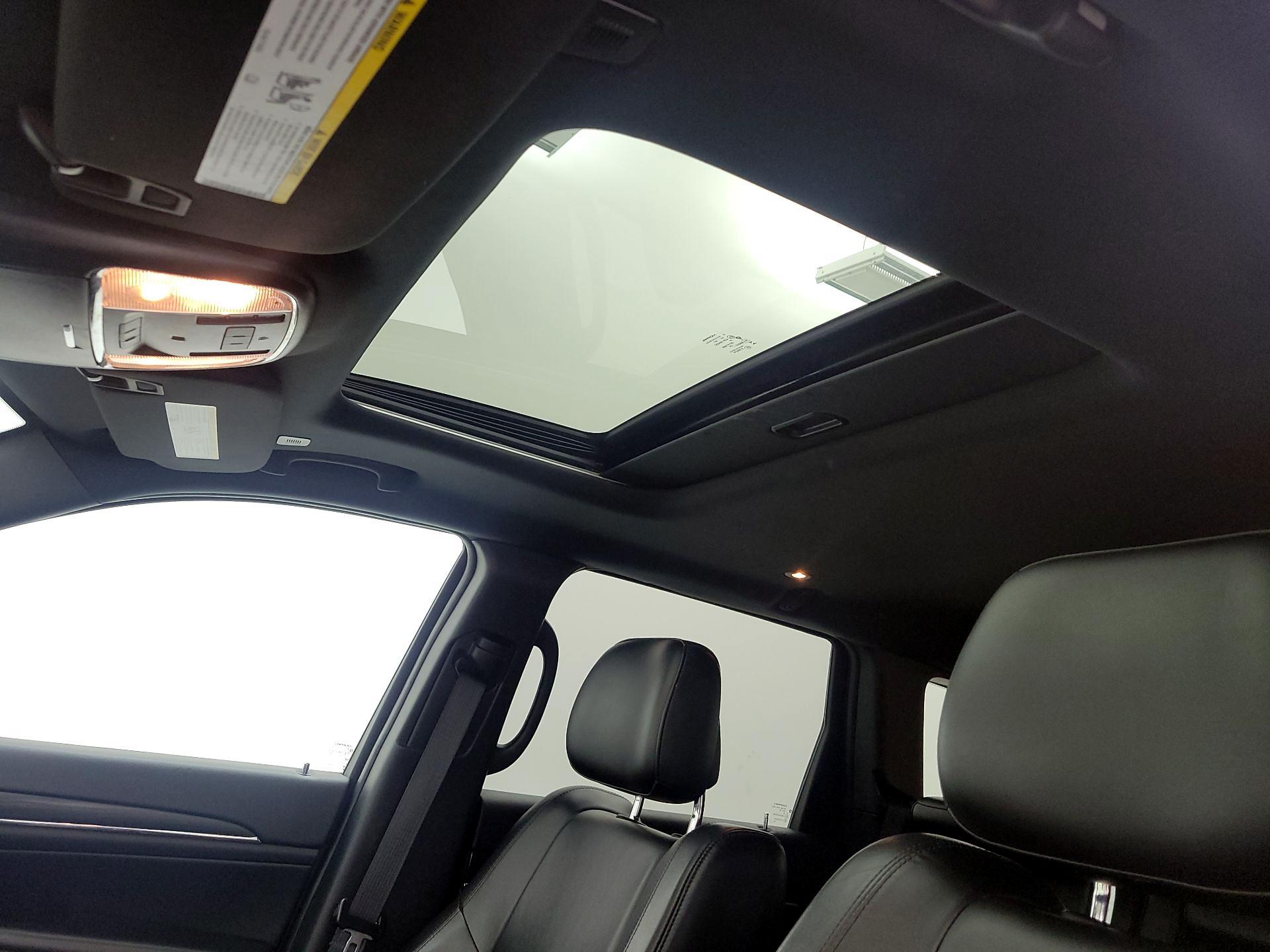 Thumbnail: 2020 Jeep Grand Cherokee - 19