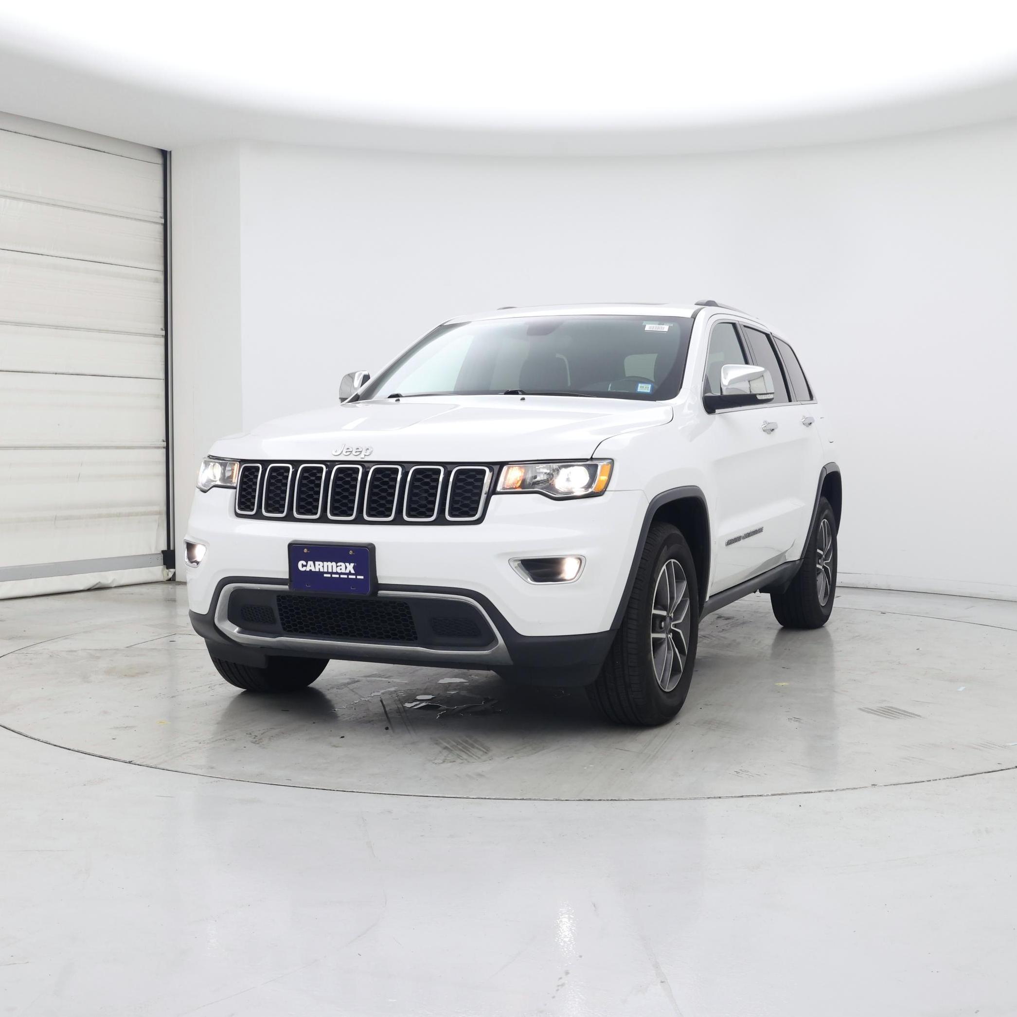 Thumbnail: 2020 Jeep Grand Cherokee - 4