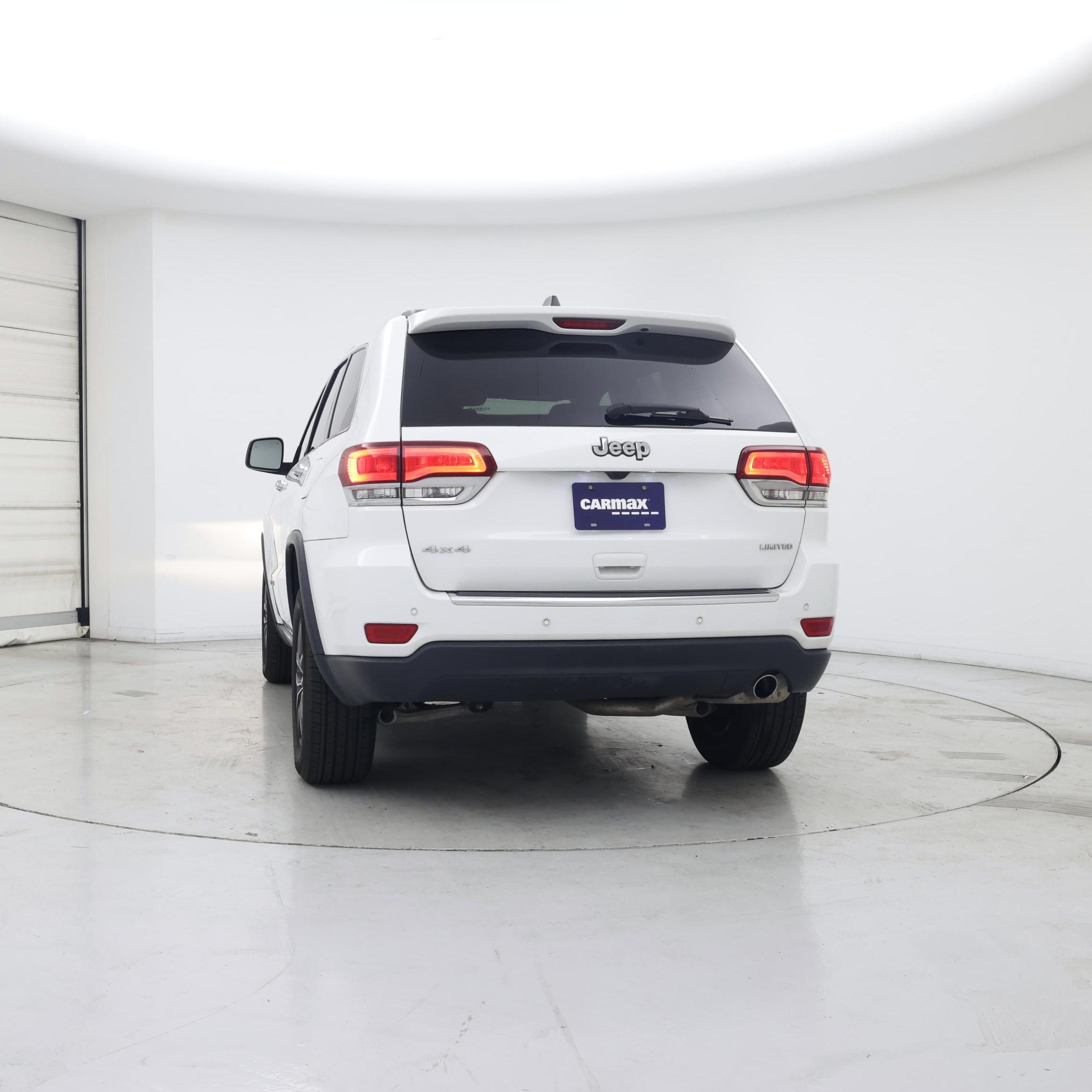 Thumbnail: 2020 Jeep Grand Cherokee - 6