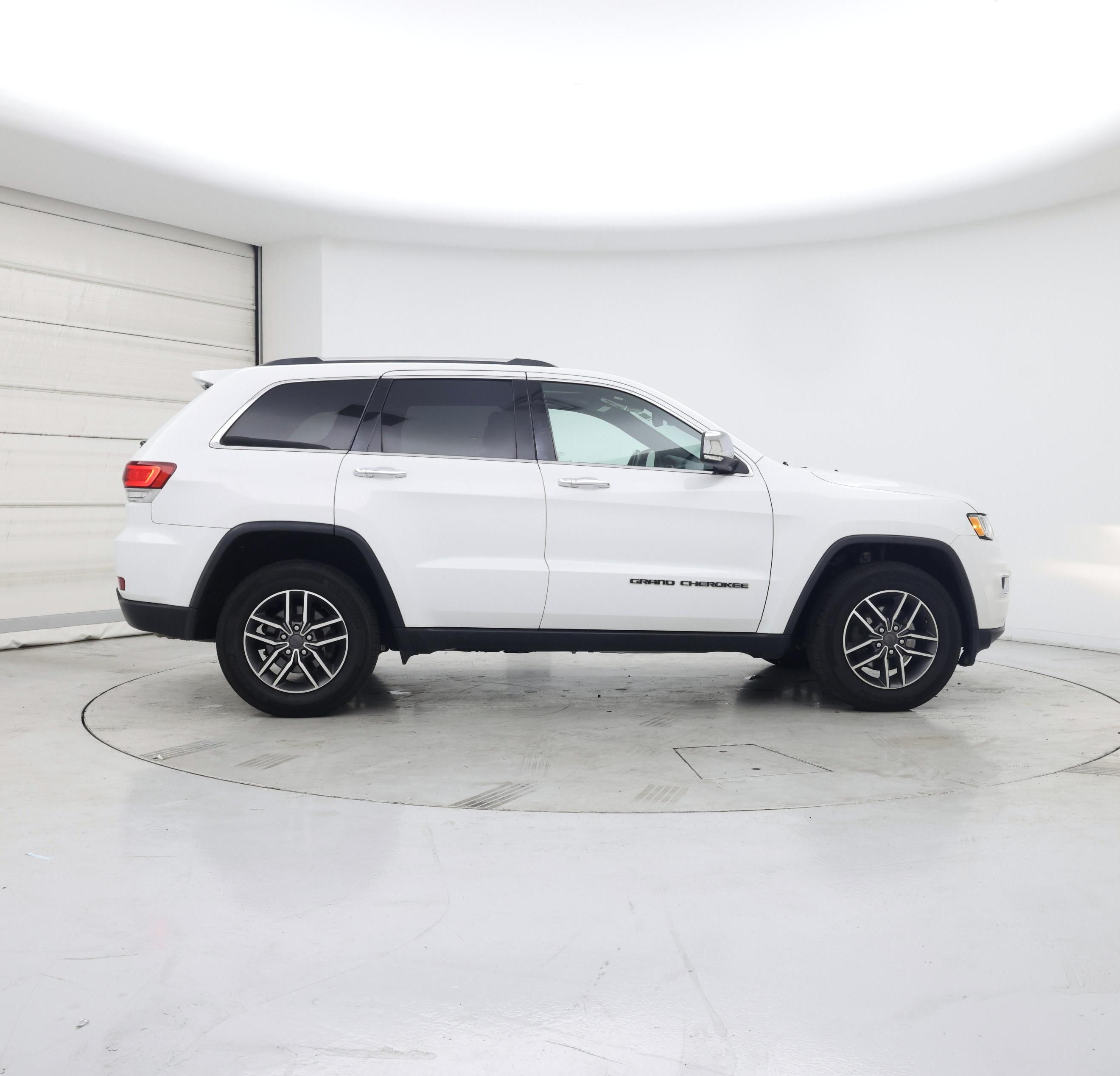 Thumbnail: 2020 Jeep Grand Cherokee - 7