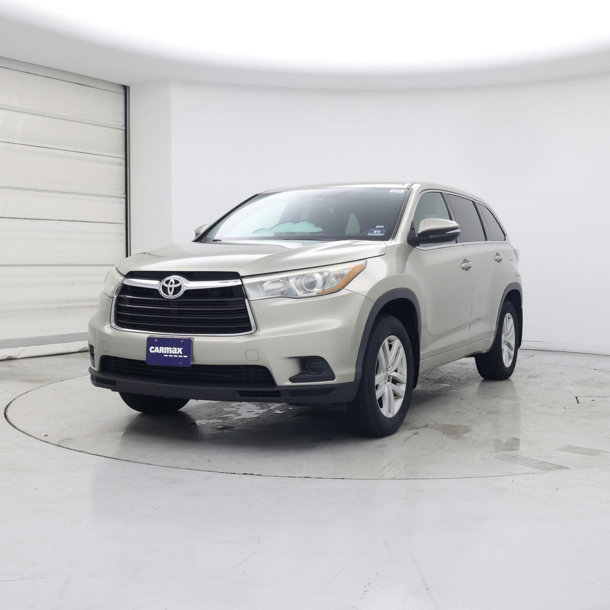 Thumbnail: 2015 Toyota Highlander - 4