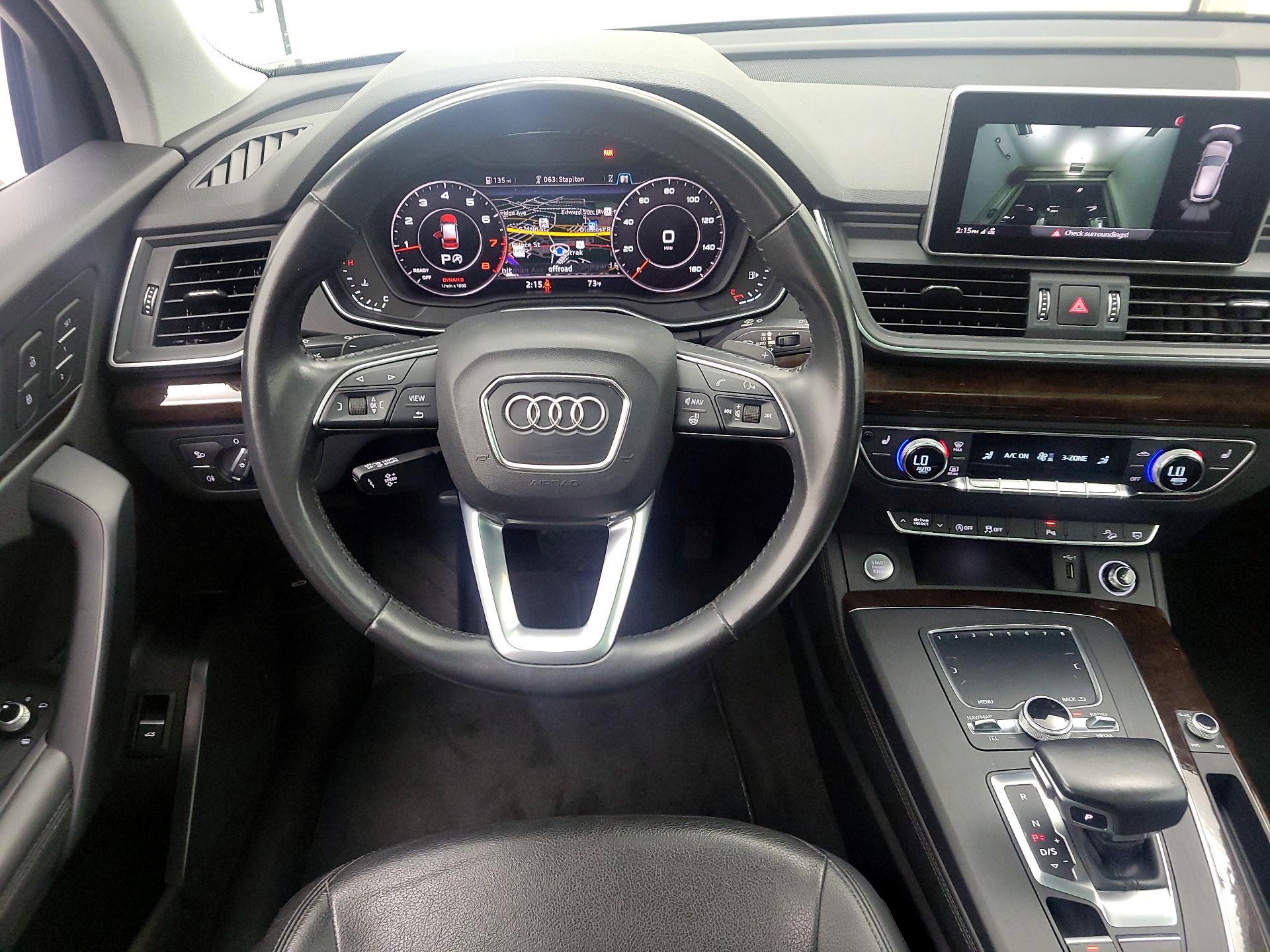 Thumbnail: 2020 Audi Q5 - 10