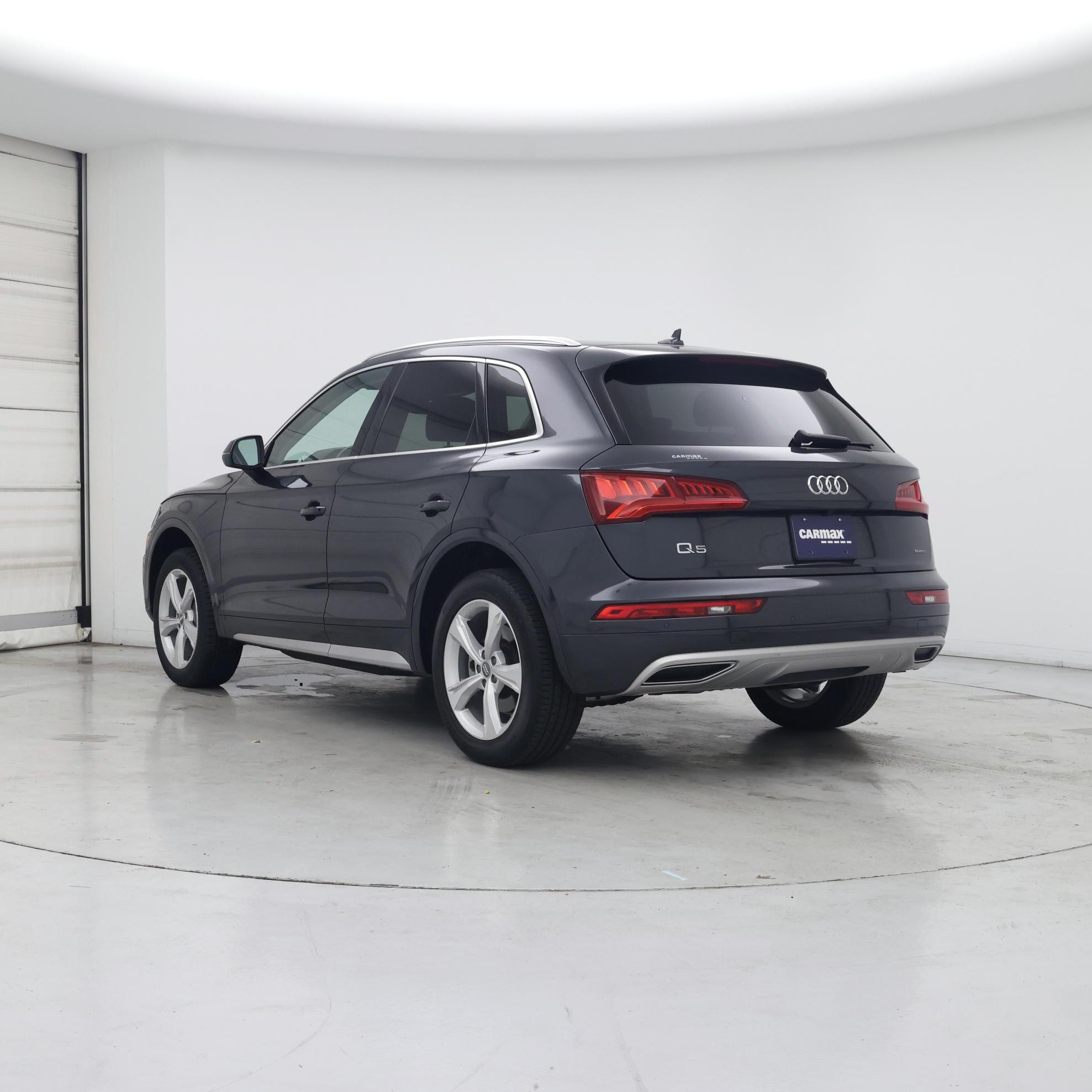 Thumbnail: 2020 Audi Q5 - 2