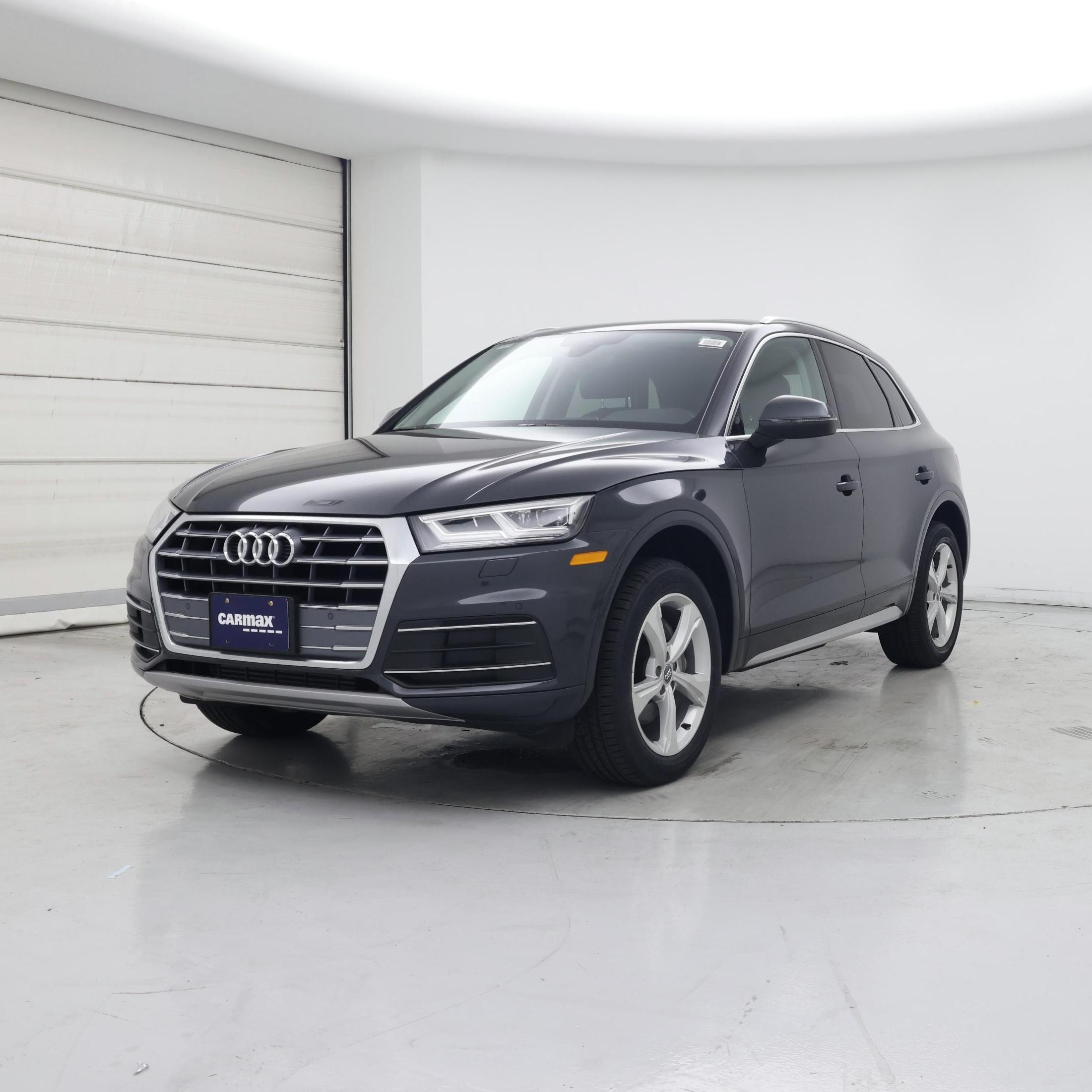 Thumbnail: 2020 Audi Q5 - 4