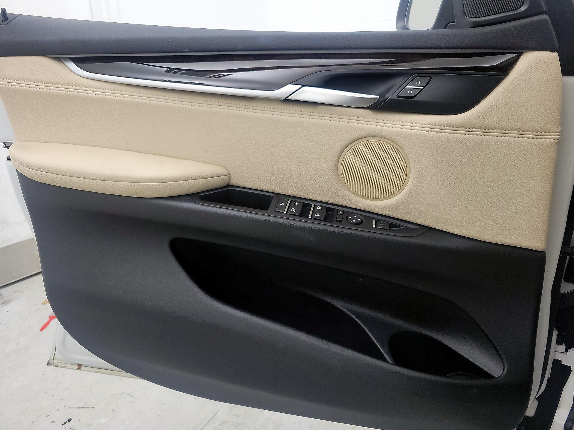 Thumbnail: 2016 BMW X5 - 12