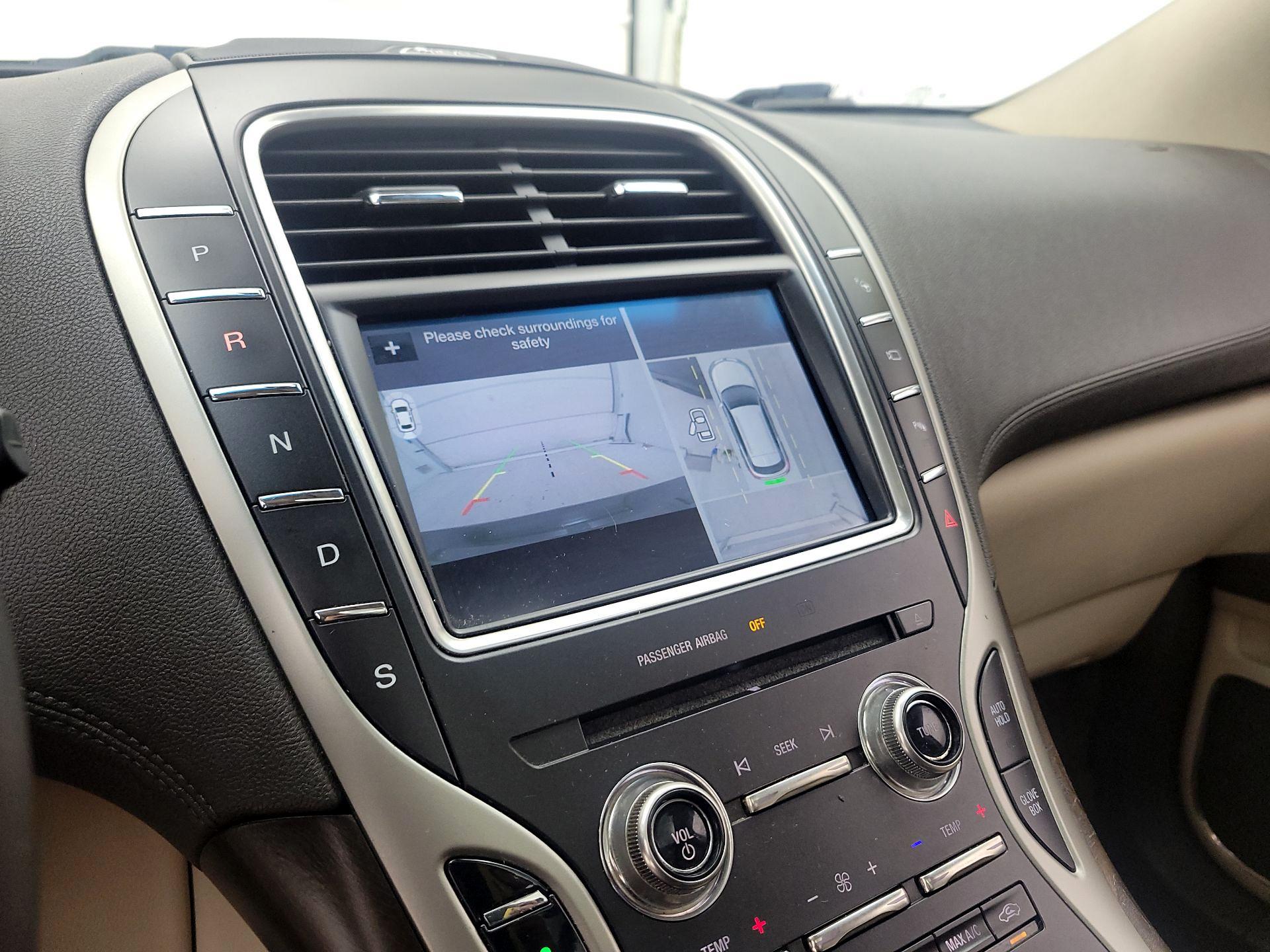 Thumbnail: 2016 Lincoln MKX - 14