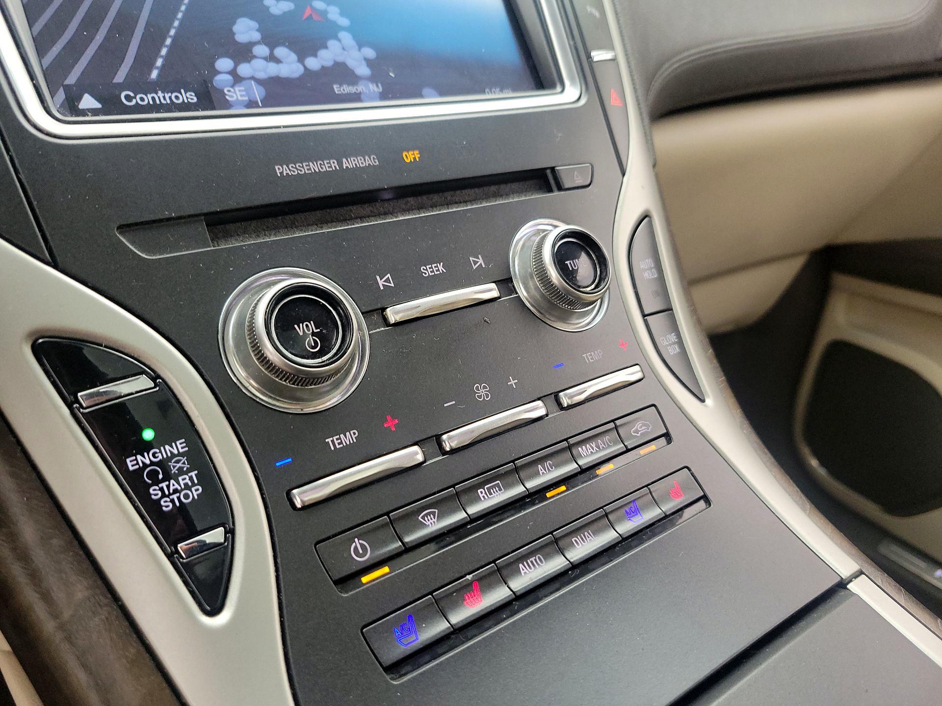 Thumbnail: 2016 Lincoln MKX - 16