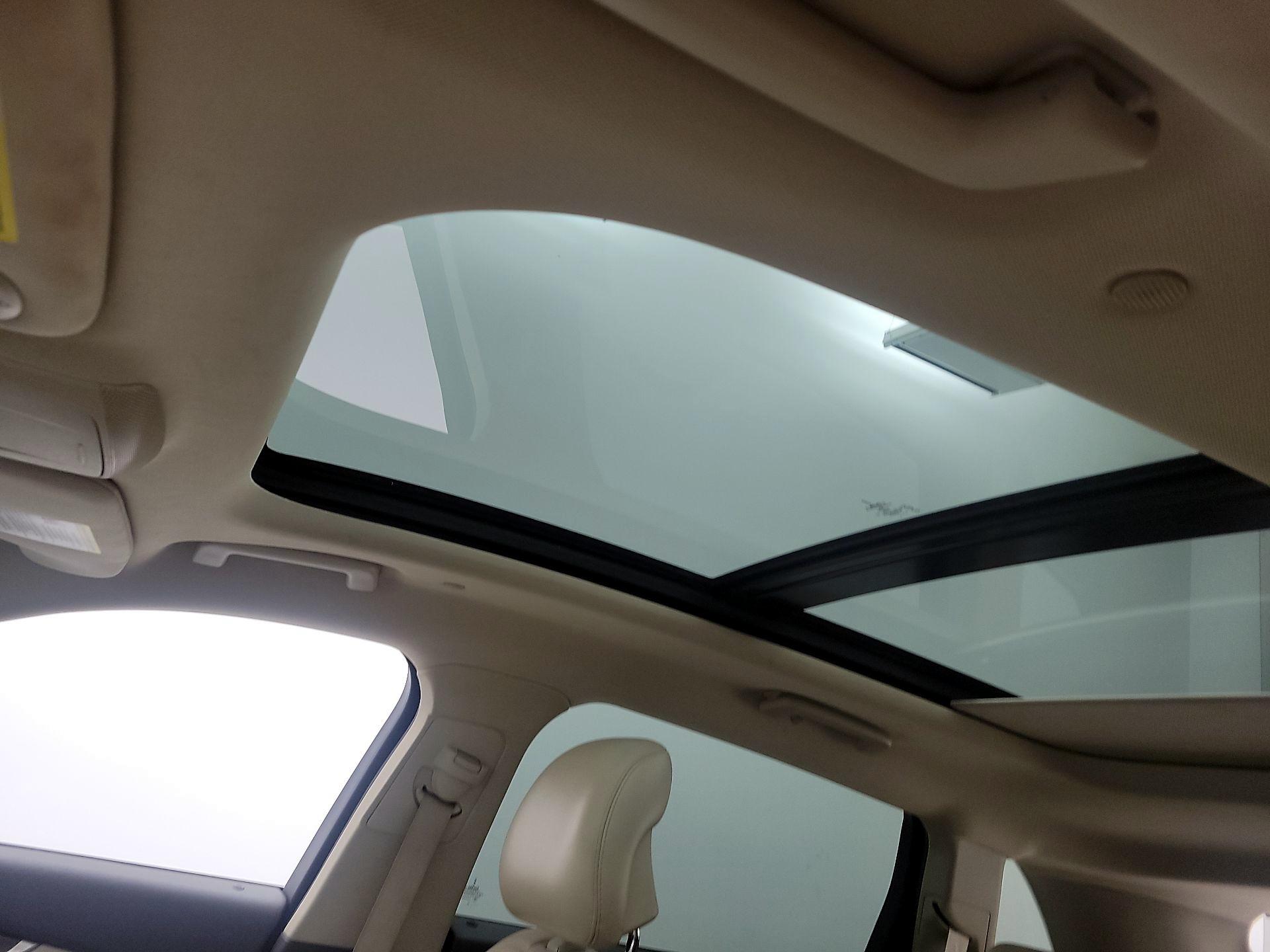 Thumbnail: 2016 Lincoln MKX - 18