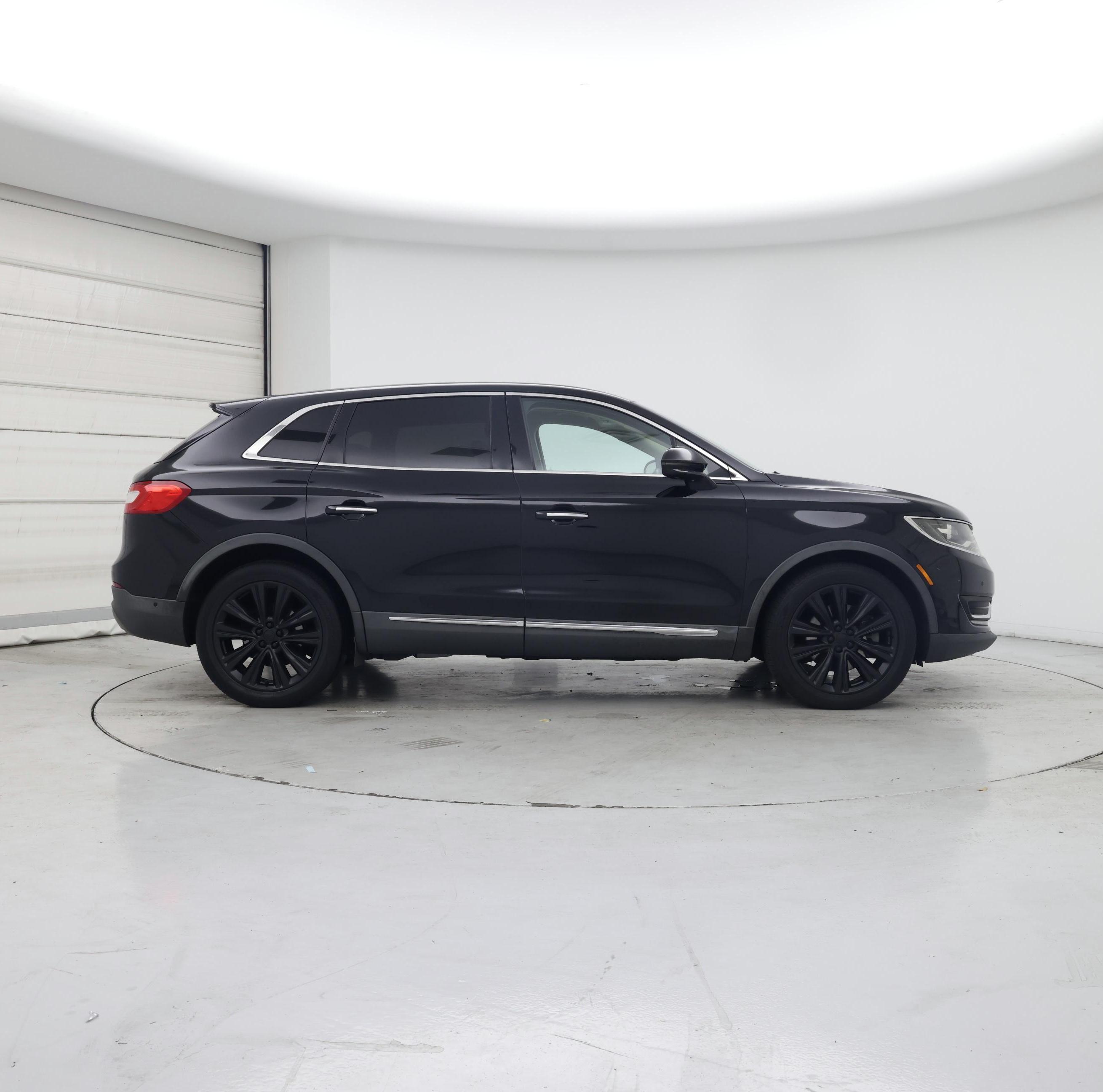 Thumbnail: 2016 Lincoln MKX - 7