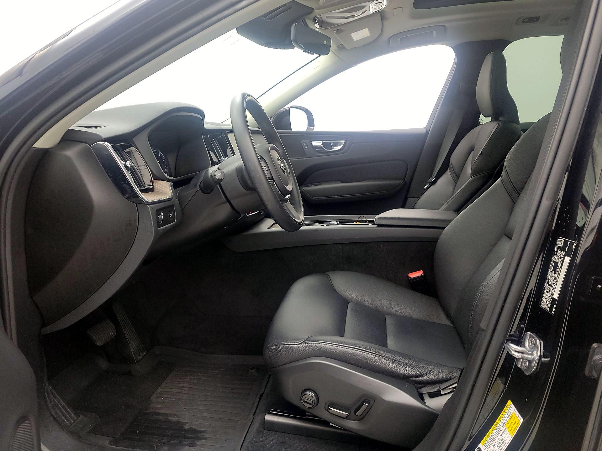 Thumbnail: 2021 Volvo XC60 - 11