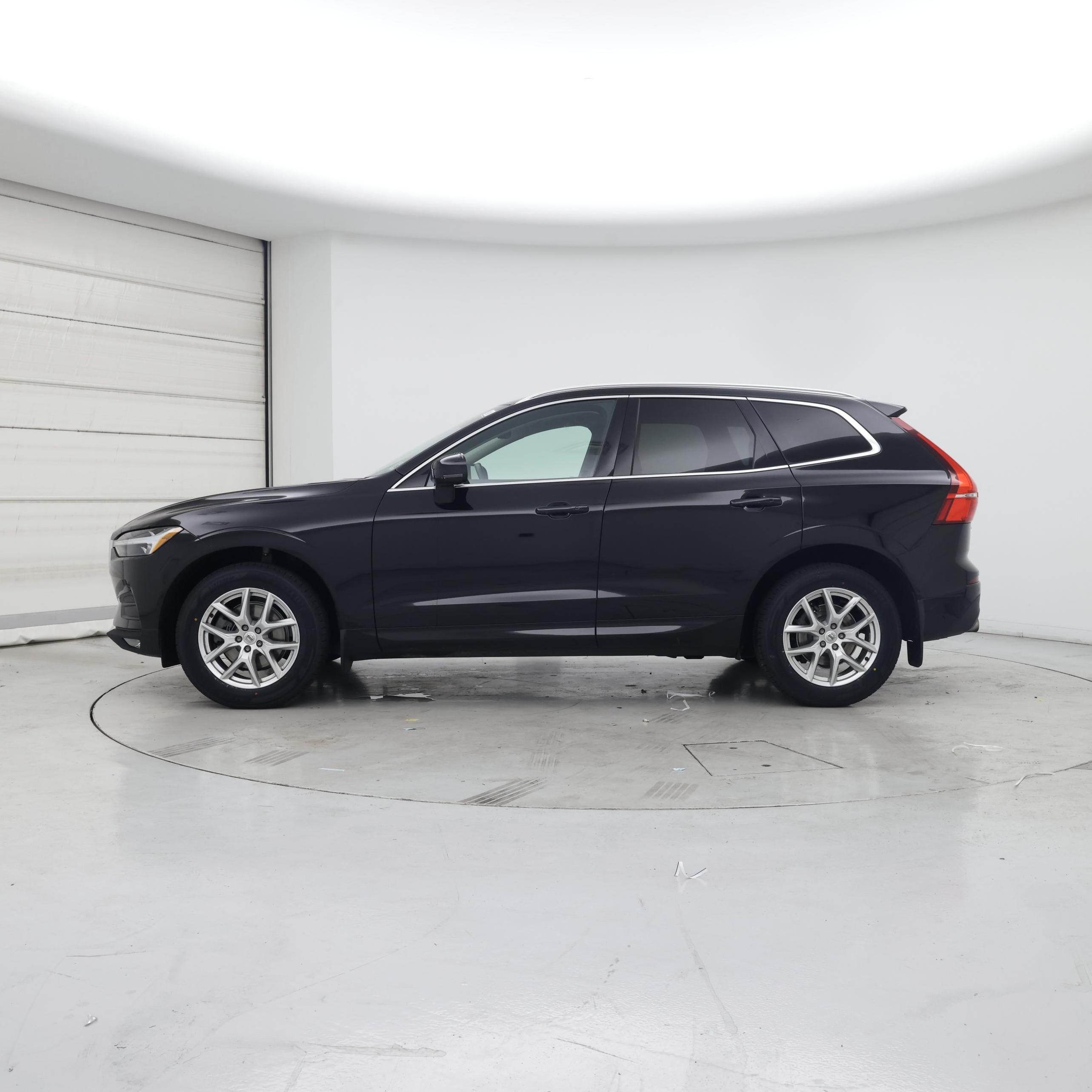 Thumbnail: 2021 Volvo XC60 - 3