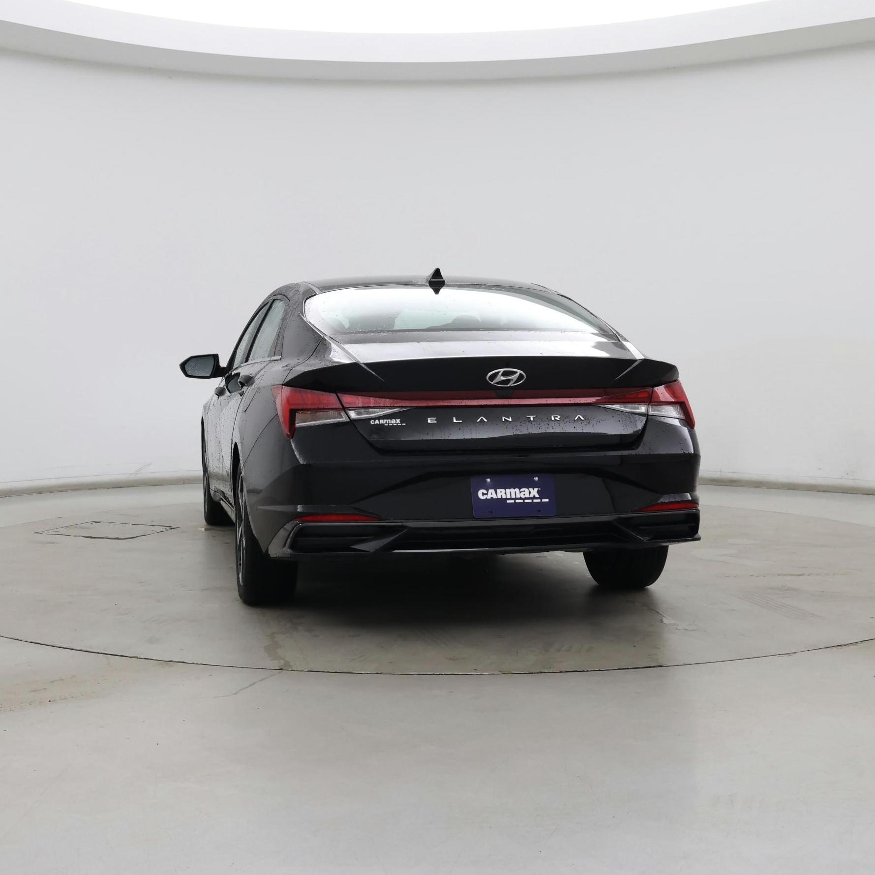 Thumbnail: 2022 Hyundai Elantra - 6