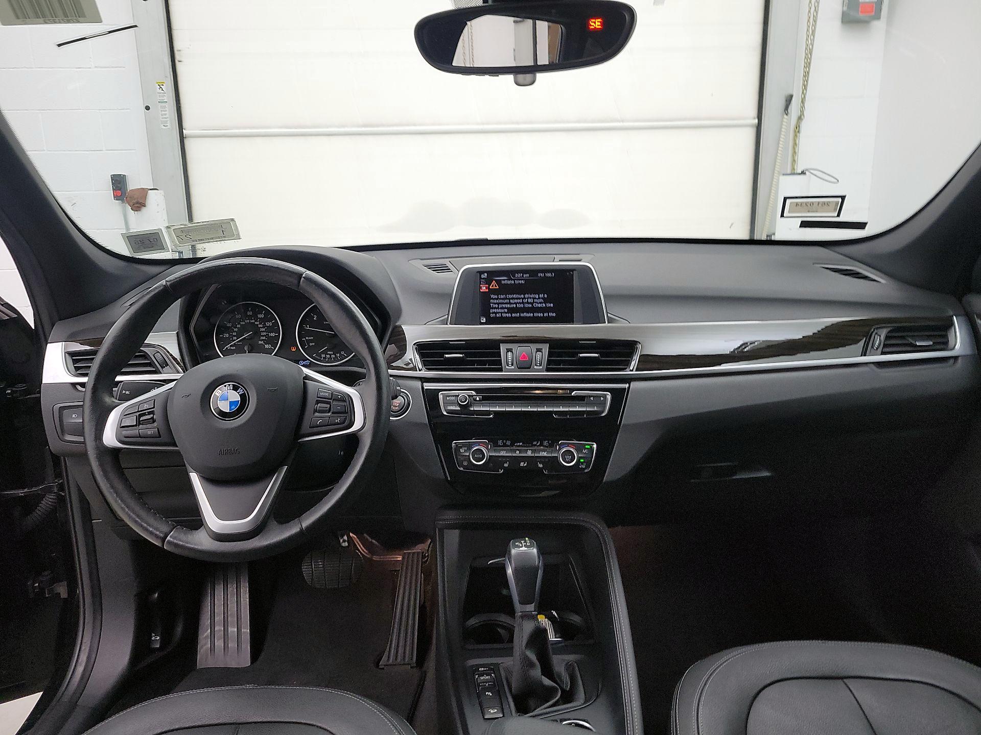 Thumbnail: 2017 BMW X1 - 9