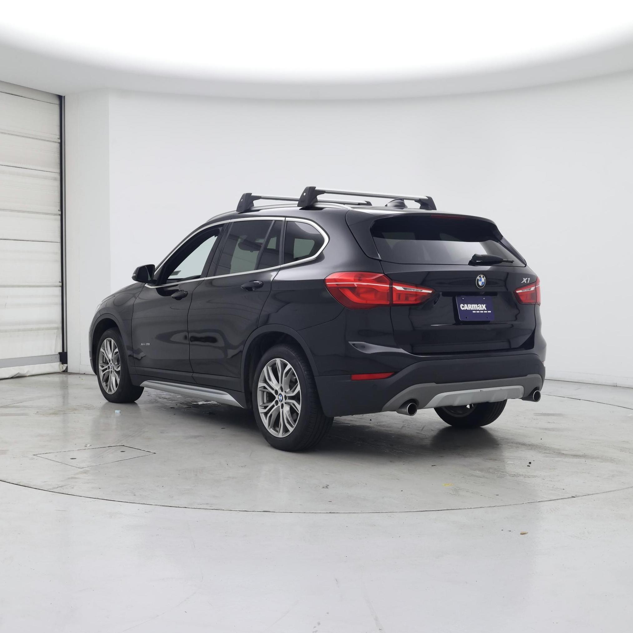 Thumbnail: 2017 BMW X1 - 2