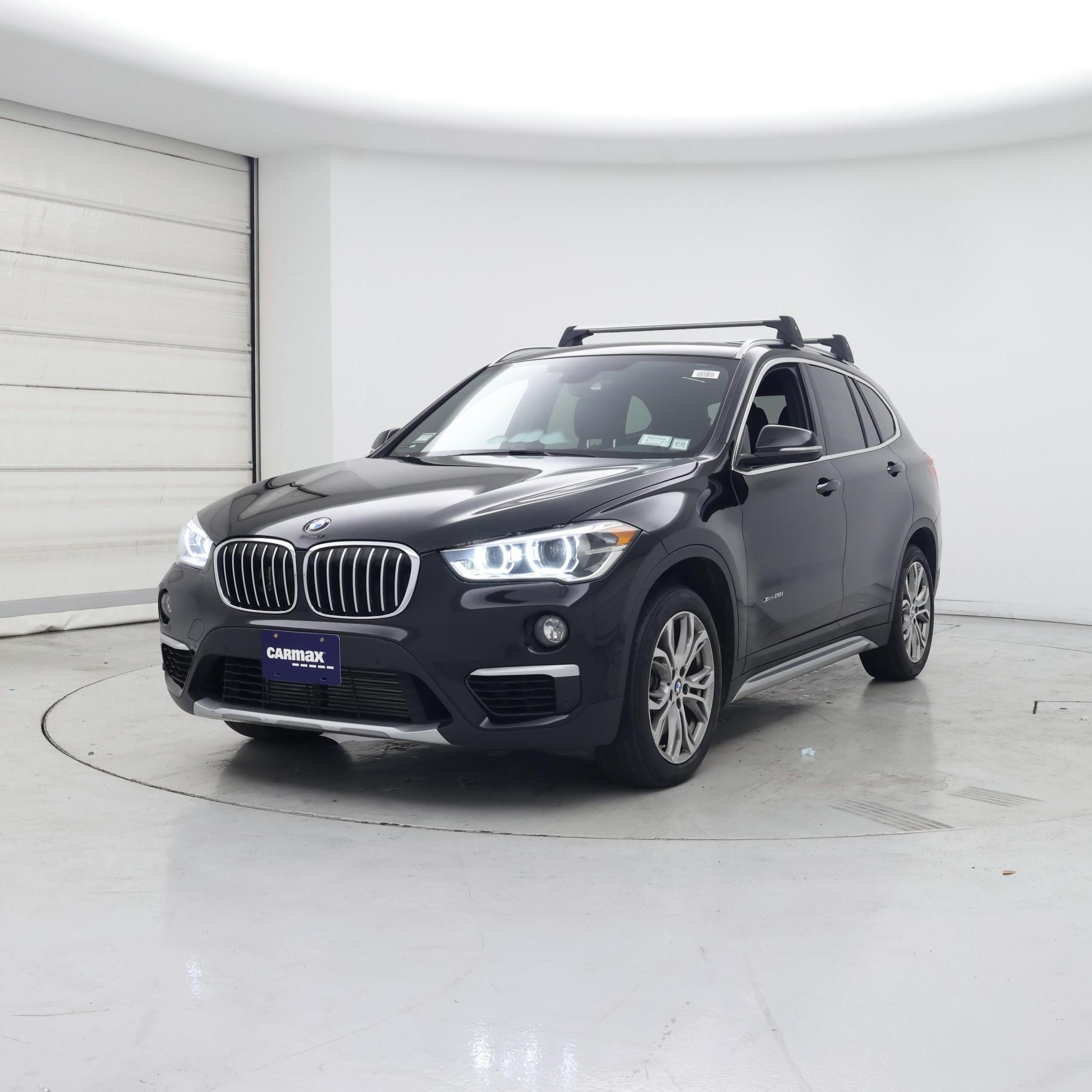 Thumbnail: 2017 BMW X1 - 4