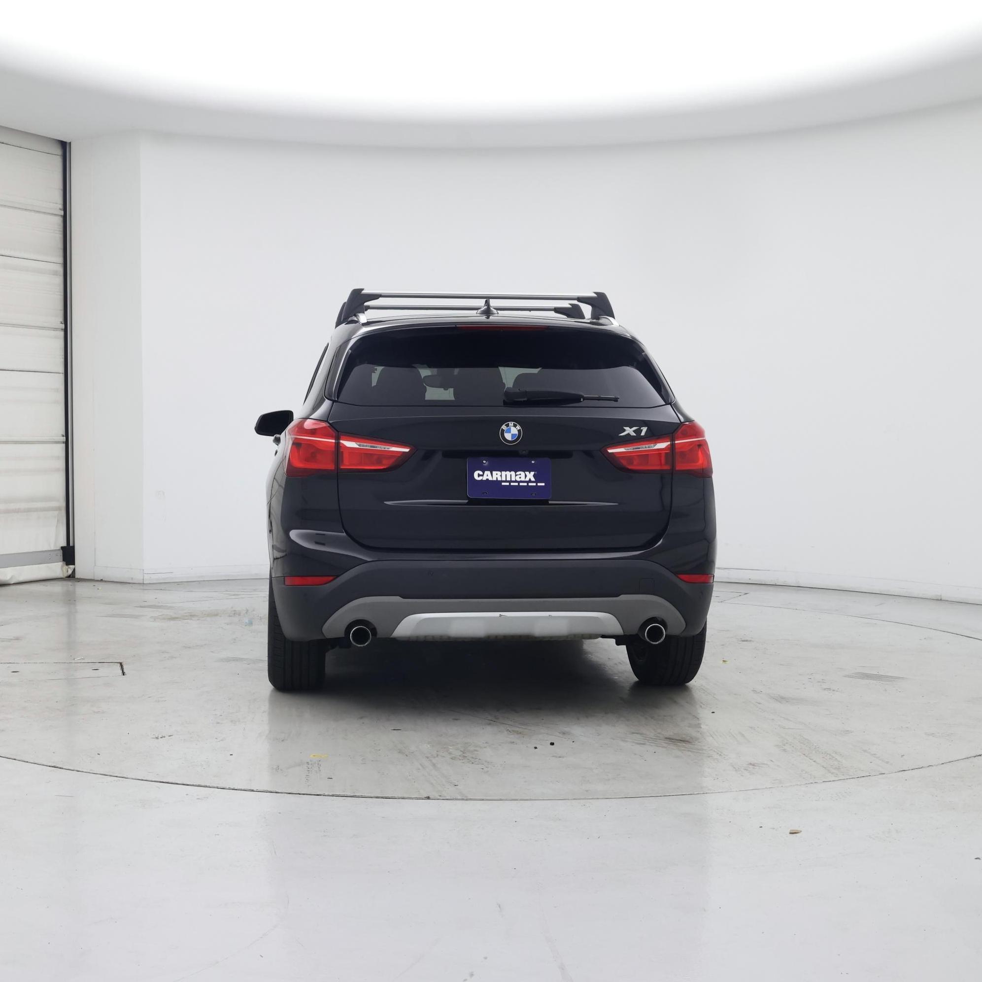 Thumbnail: 2017 BMW X1 - 6