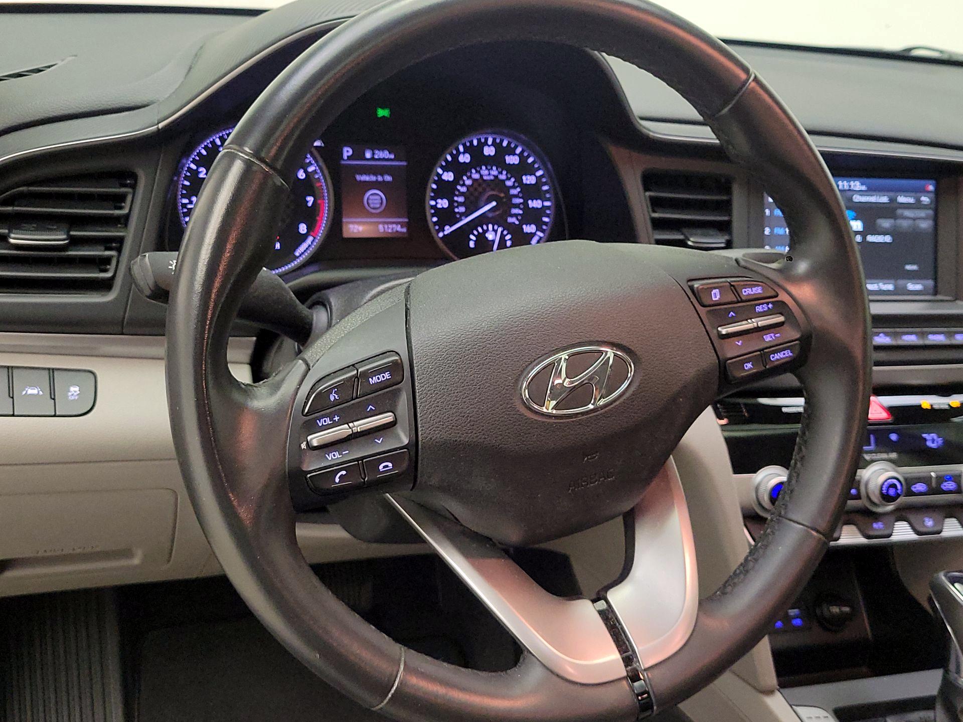 Thumbnail: 2020 Hyundai Elantra - 10