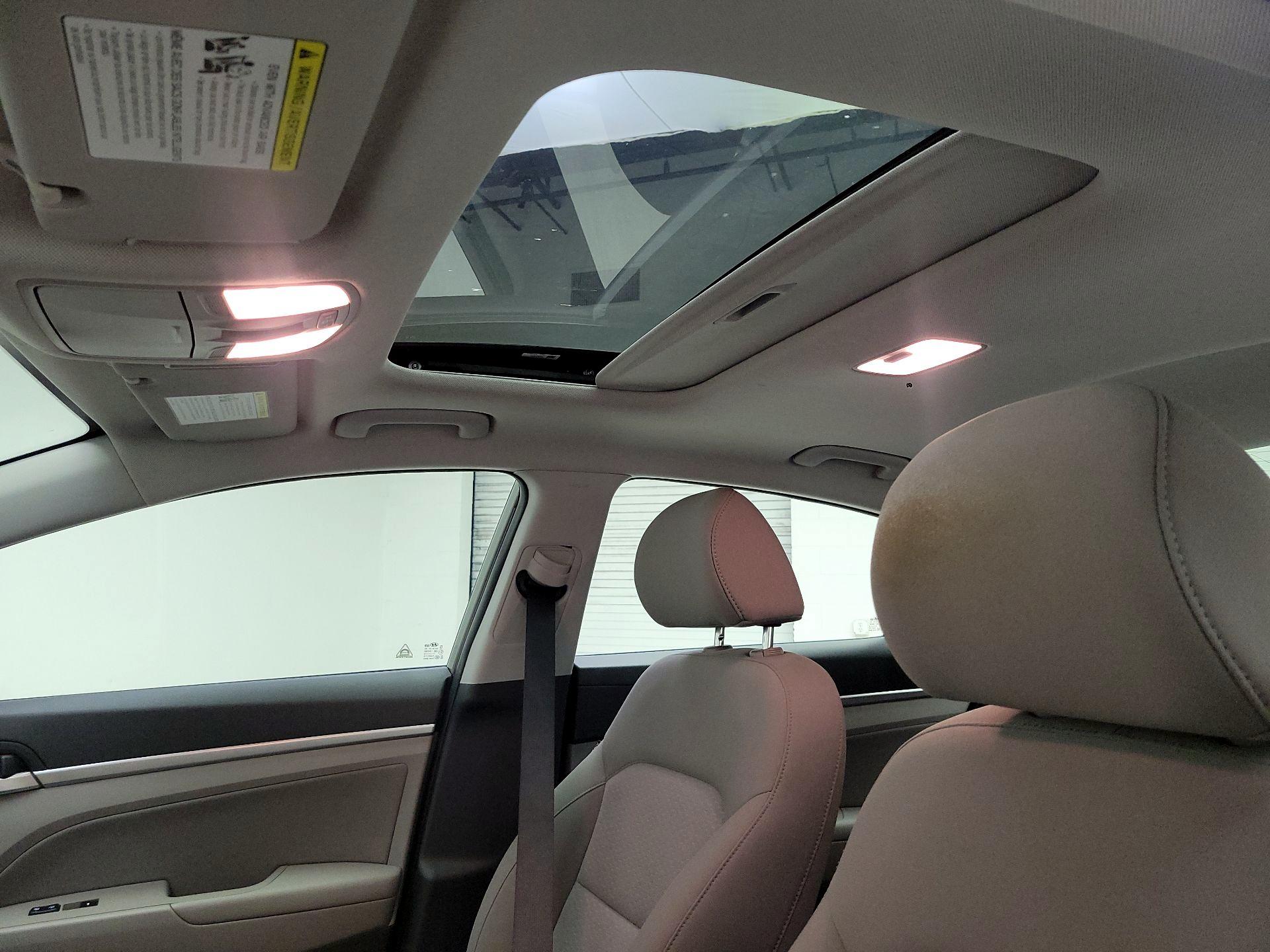 Thumbnail: 2020 Hyundai Elantra - 19