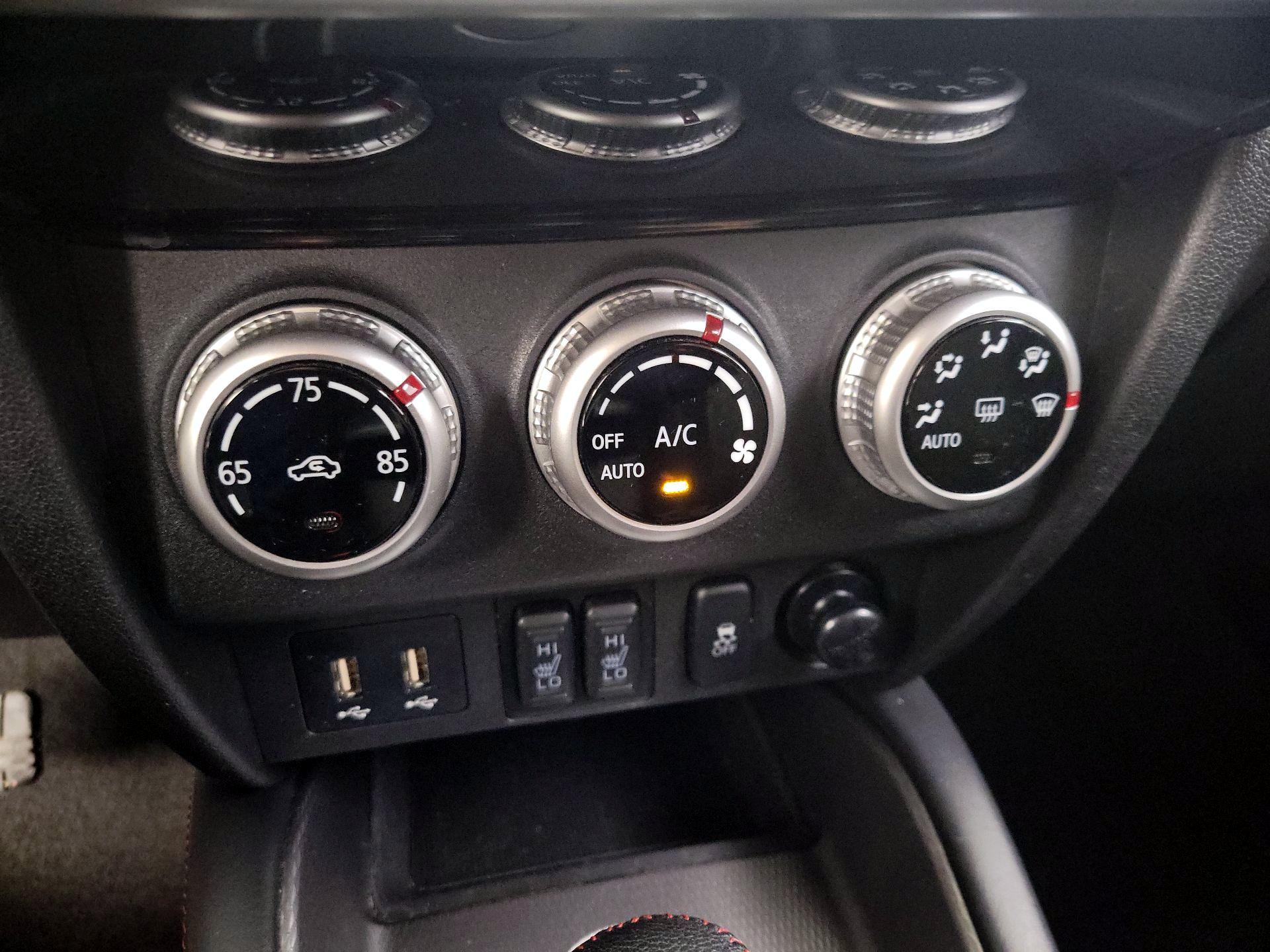 Thumbnail: 2022 Mitsubishi Outlander Sport - 16