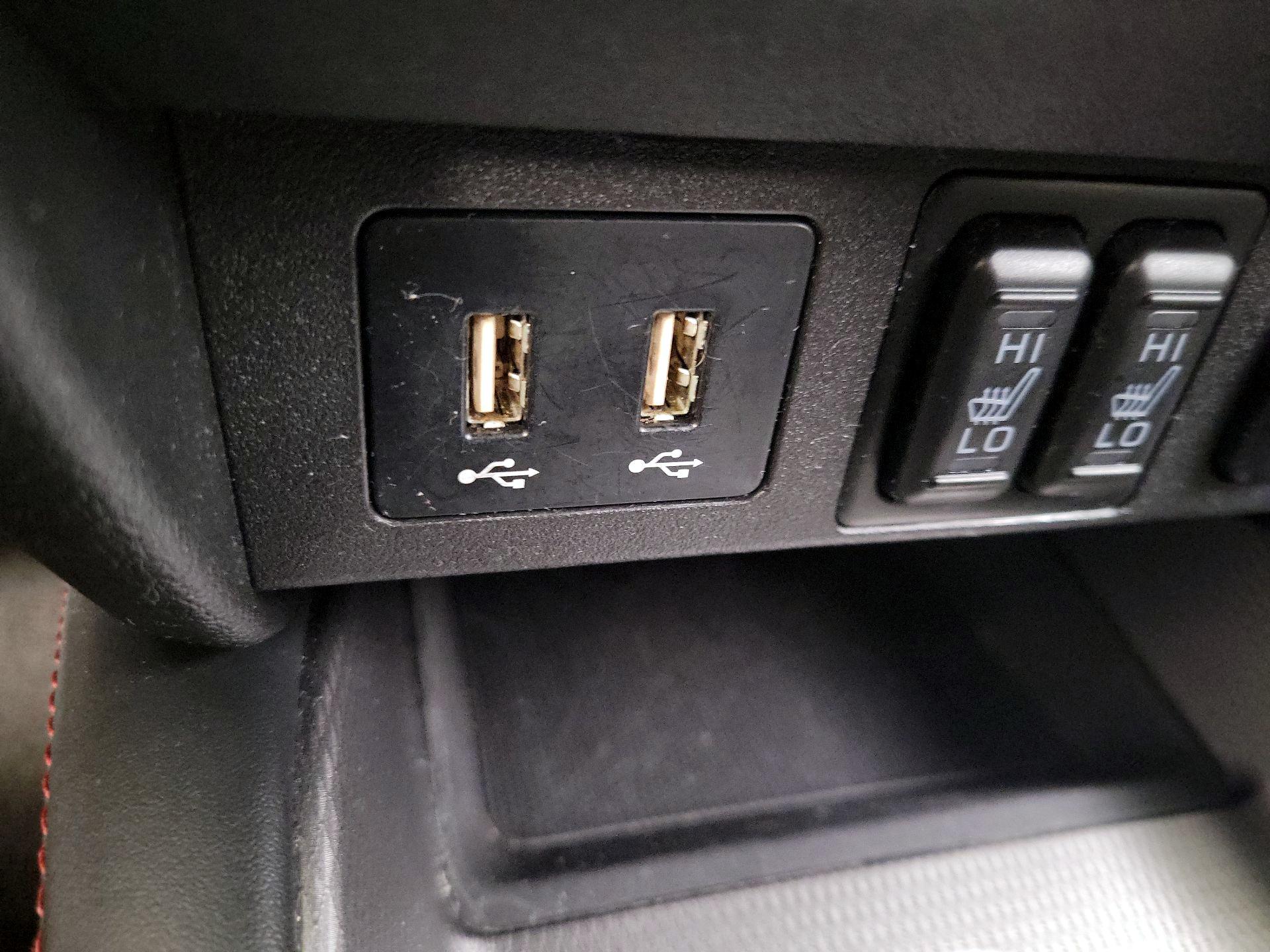 Thumbnail: 2022 Mitsubishi Outlander Sport - 18