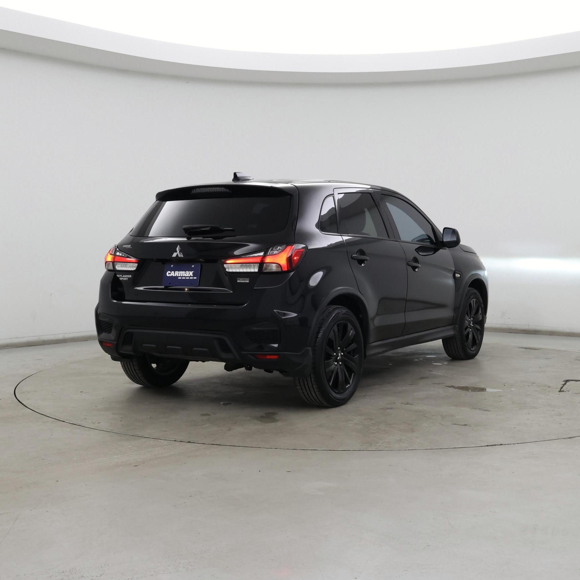 Thumbnail: 2022 Mitsubishi Outlander Sport - 8