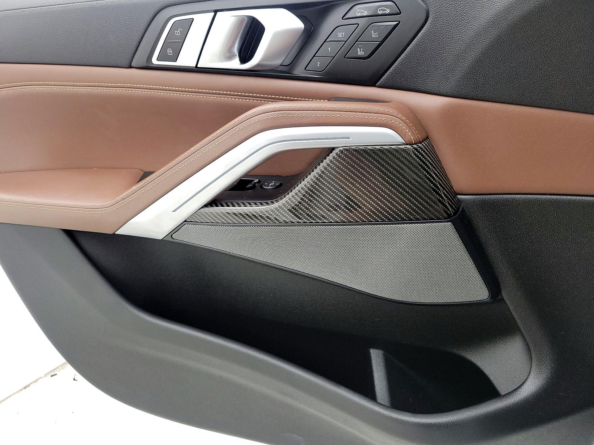 Thumbnail: 2022 BMW X6 - 12
