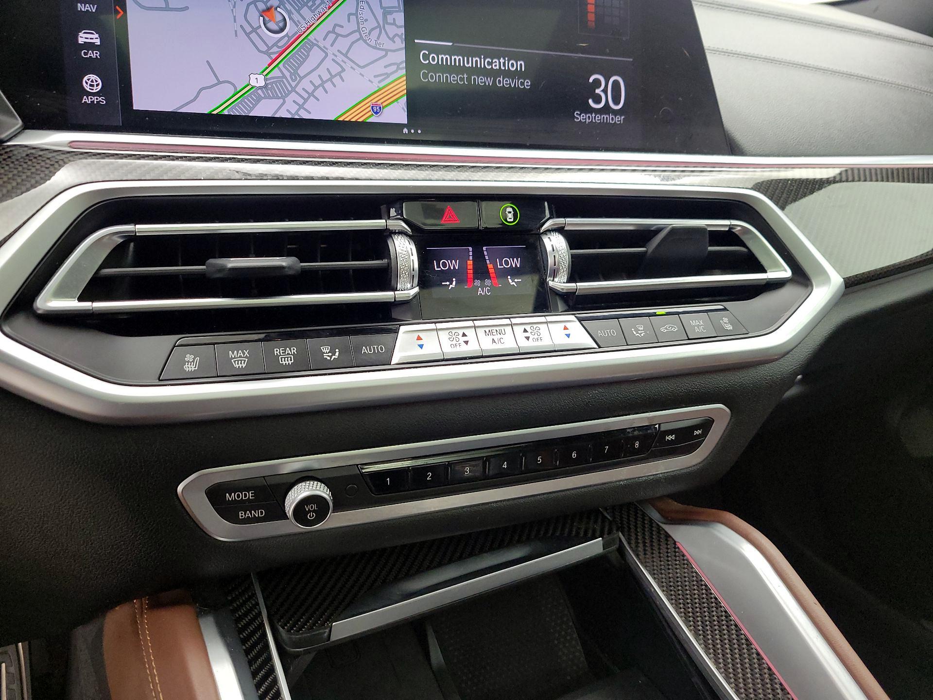 Thumbnail: 2022 BMW X6 - 17