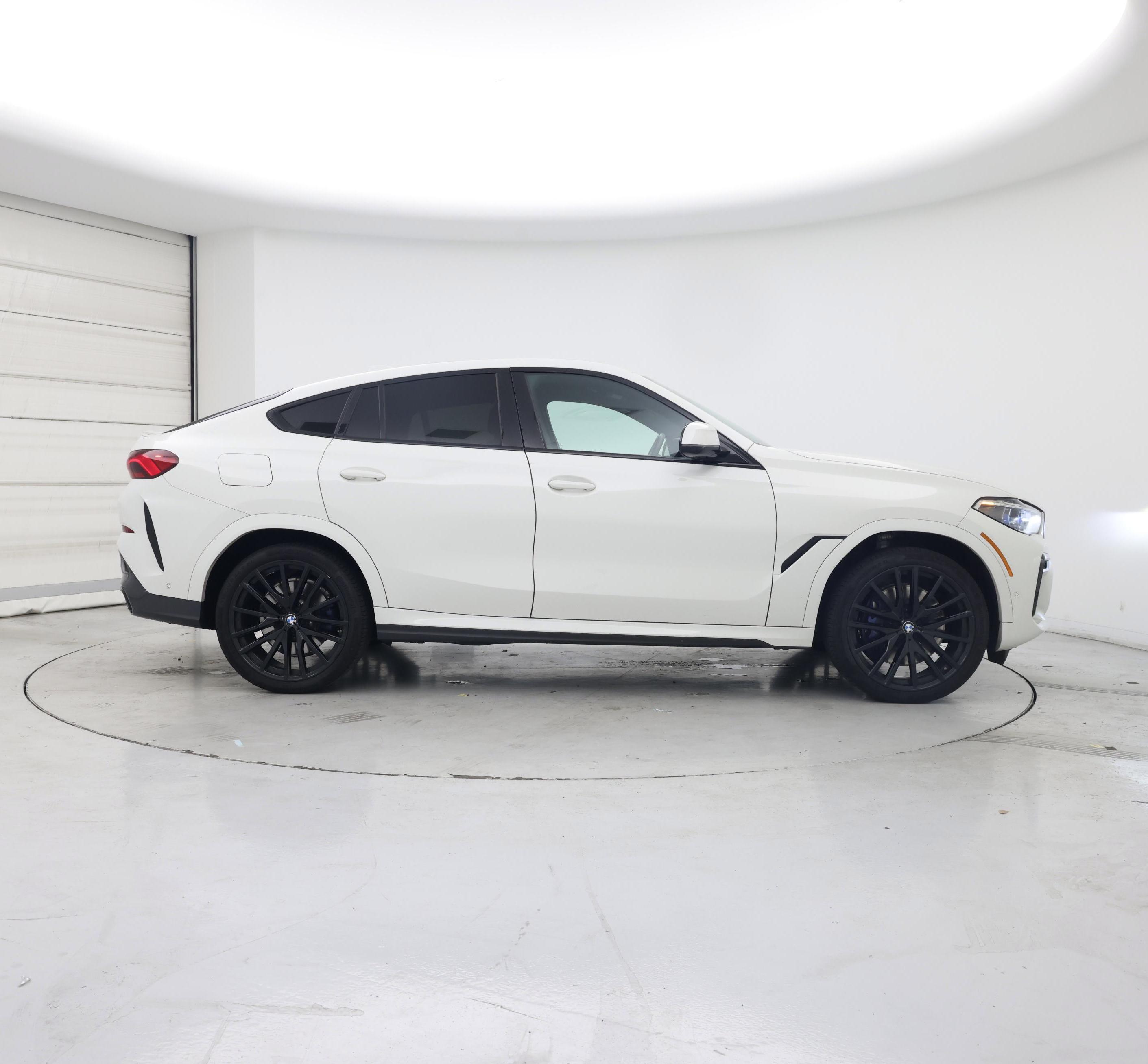 Thumbnail: 2022 BMW X6 - 7