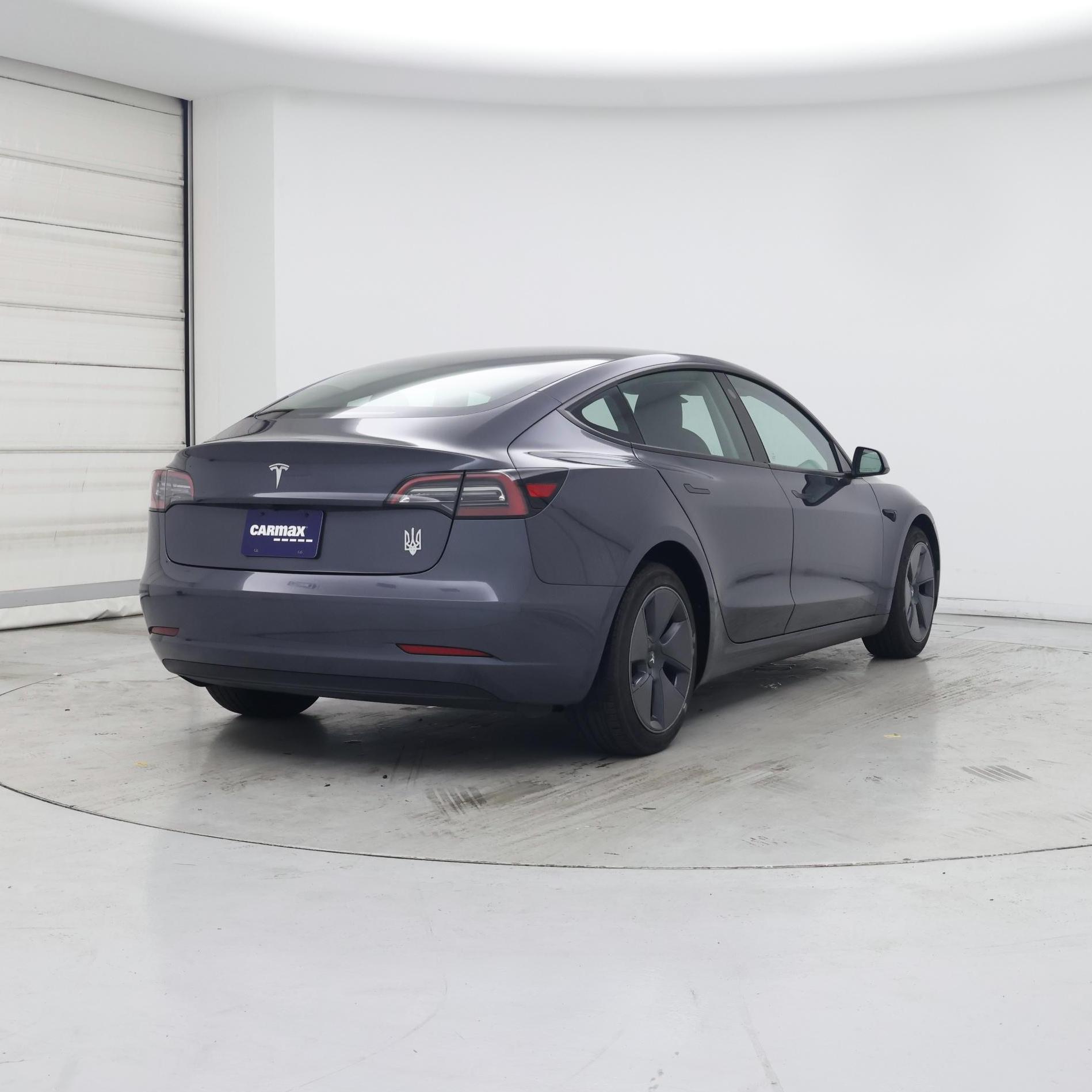 Thumbnail: 2023 Tesla Model 3 - 8