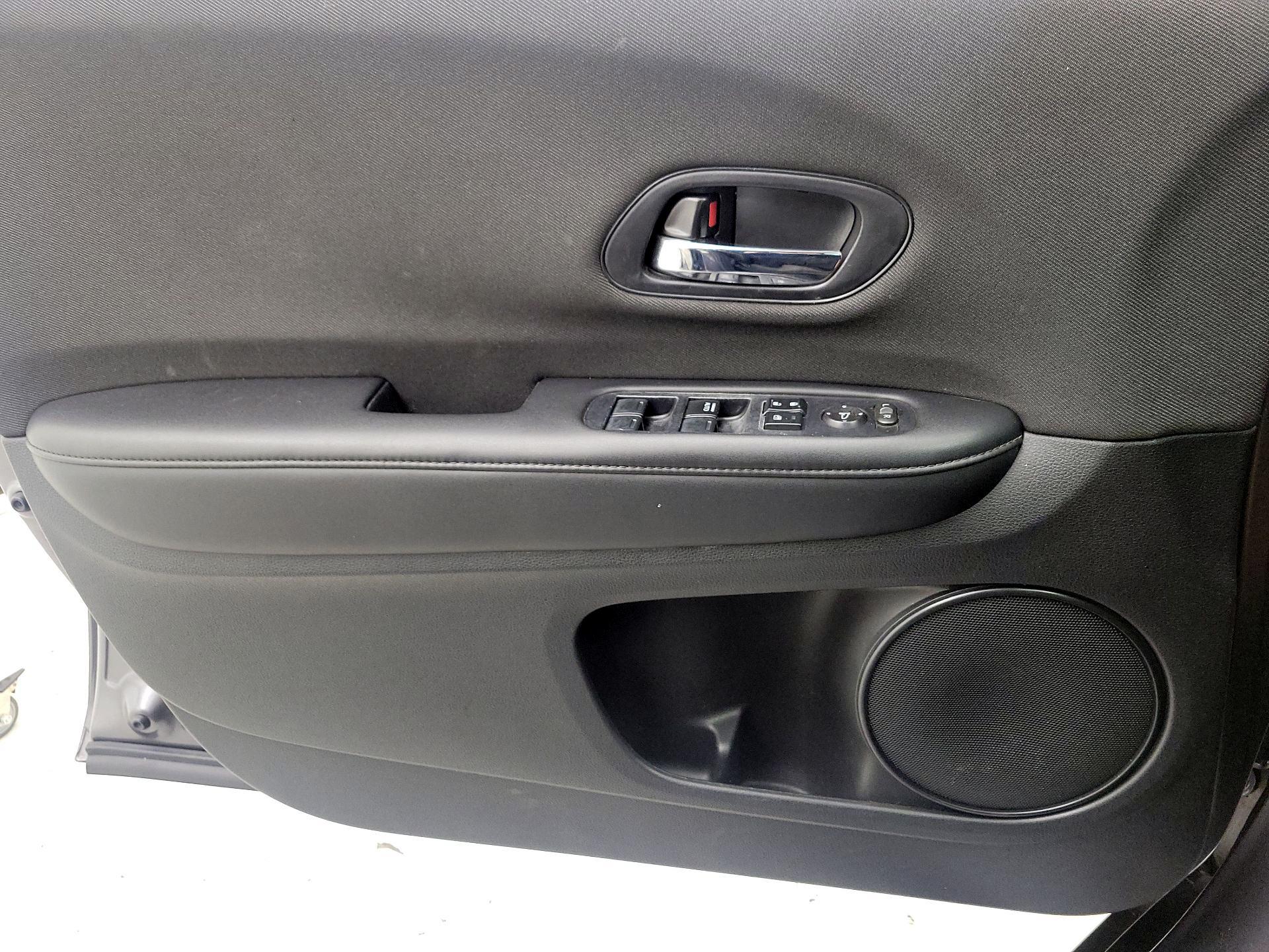 Thumbnail: 2022 Honda HR-V - 12