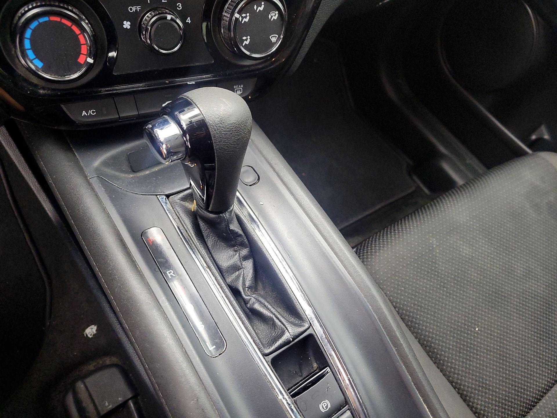 Thumbnail: 2022 Honda HR-V - 17