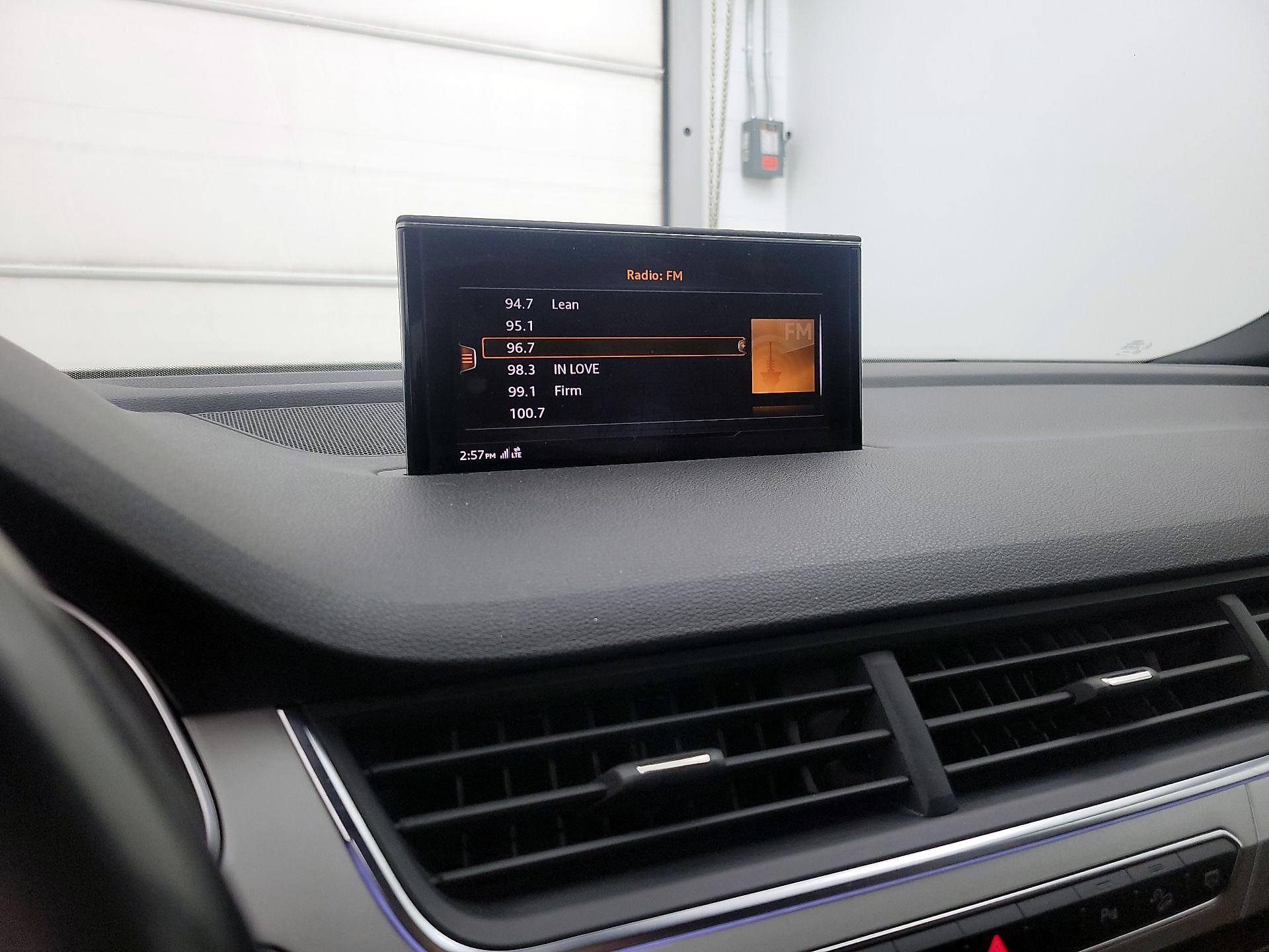 Thumbnail: 2019 Audi Q7 - 15