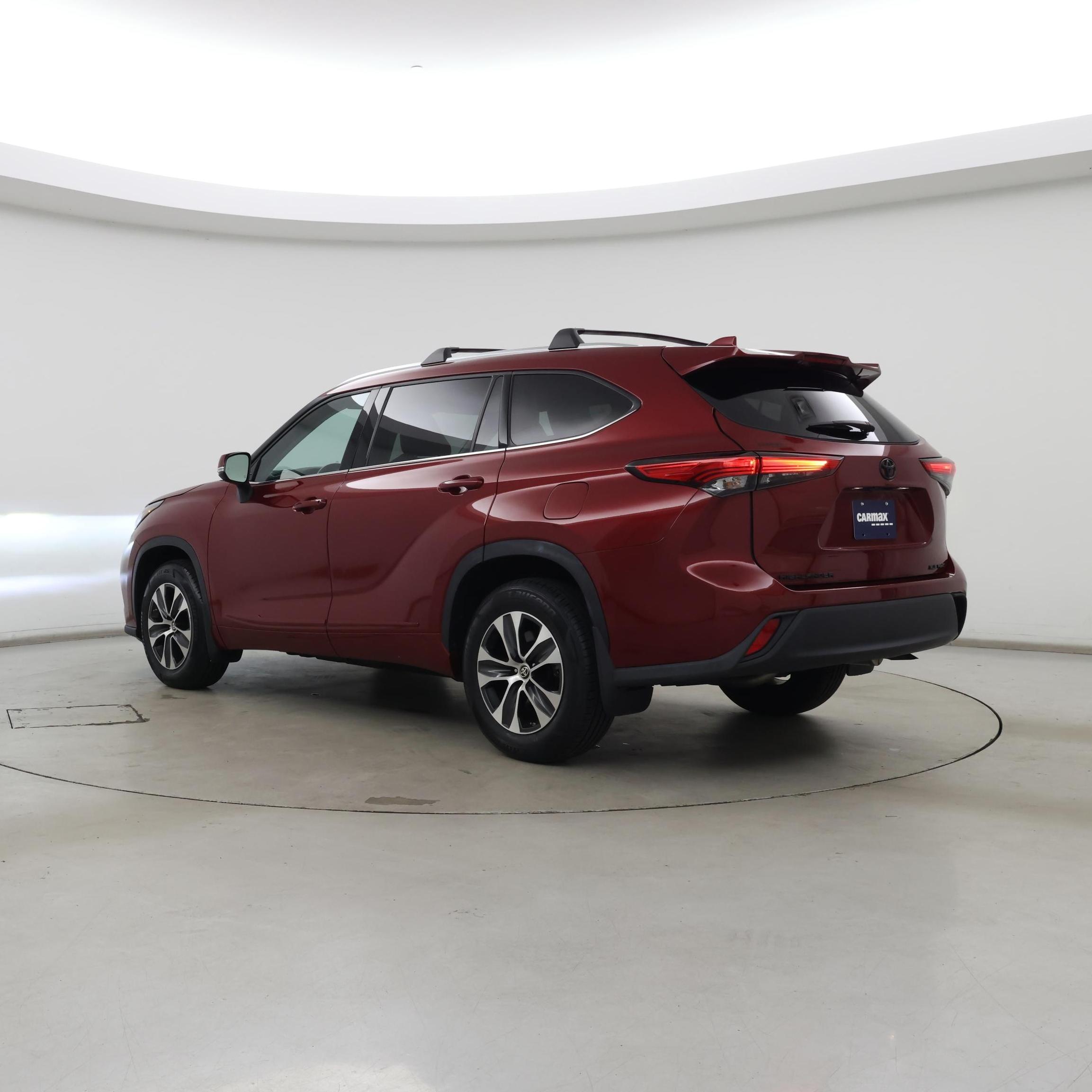 Thumbnail: 2021 Toyota Highlander - 2