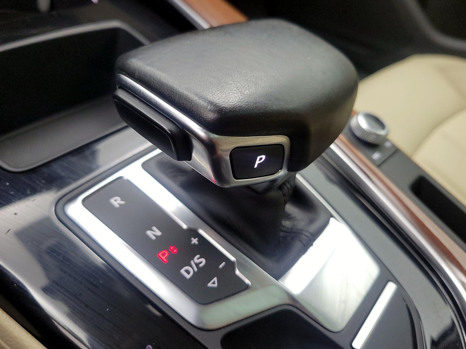 Thumbnail: 2022 Audi A4 - 17