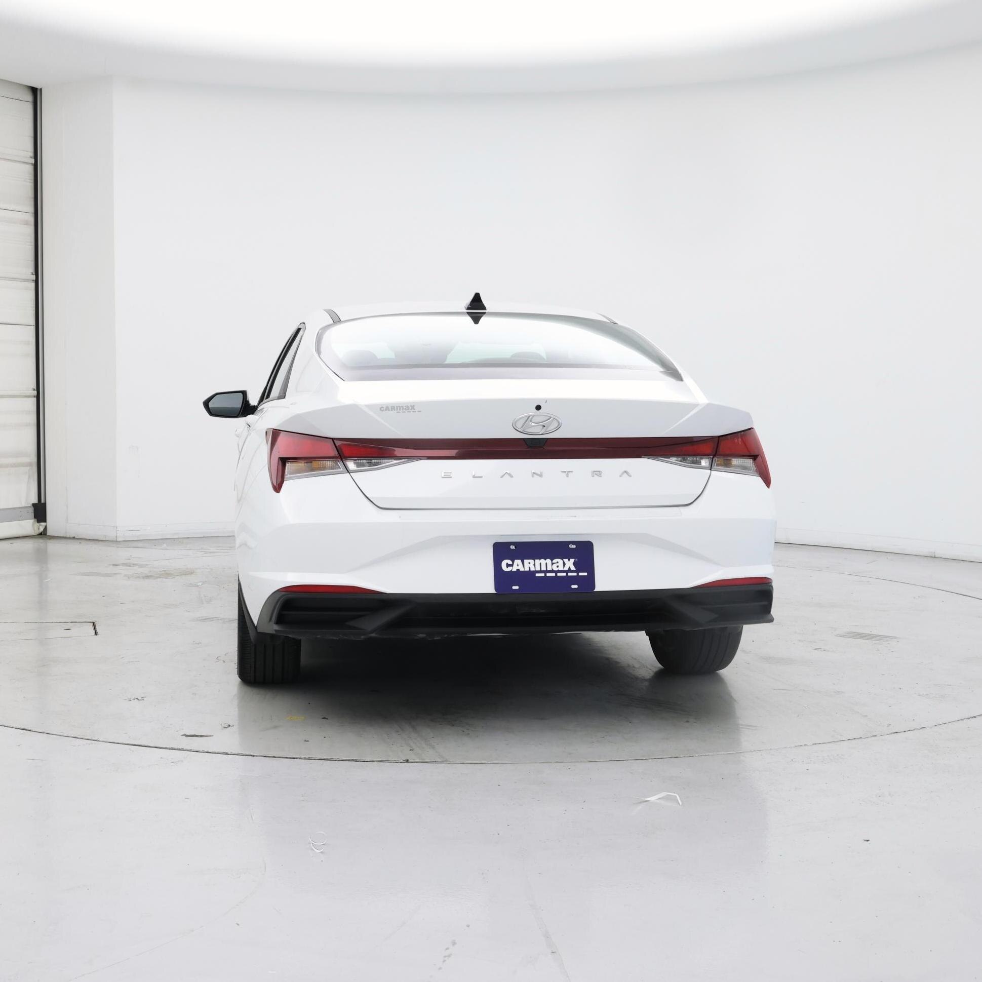 Thumbnail: 2023 Hyundai Elantra - 6