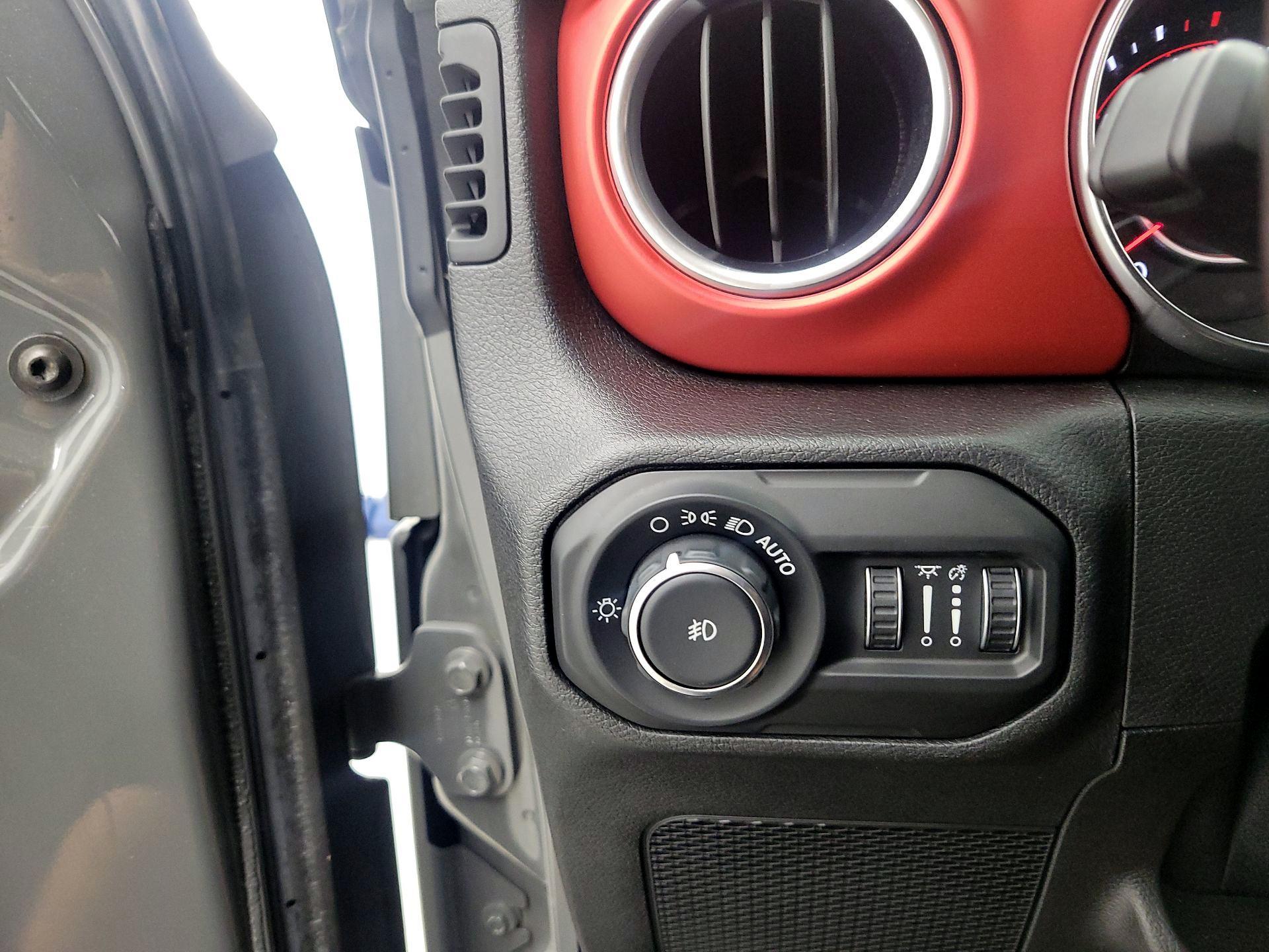 Thumbnail: 2021 Jeep Wrangler - 13