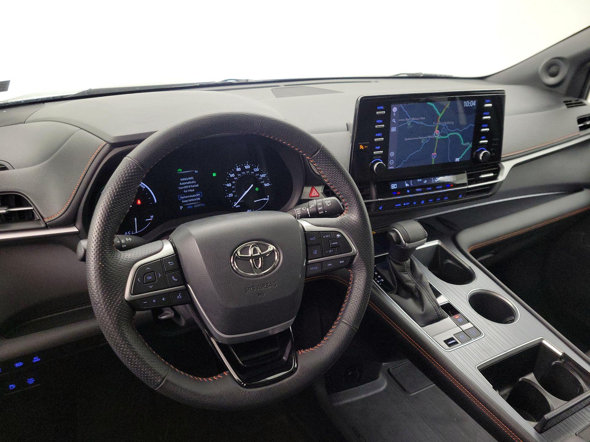Thumbnail: 2022 Toyota Sienna - 9