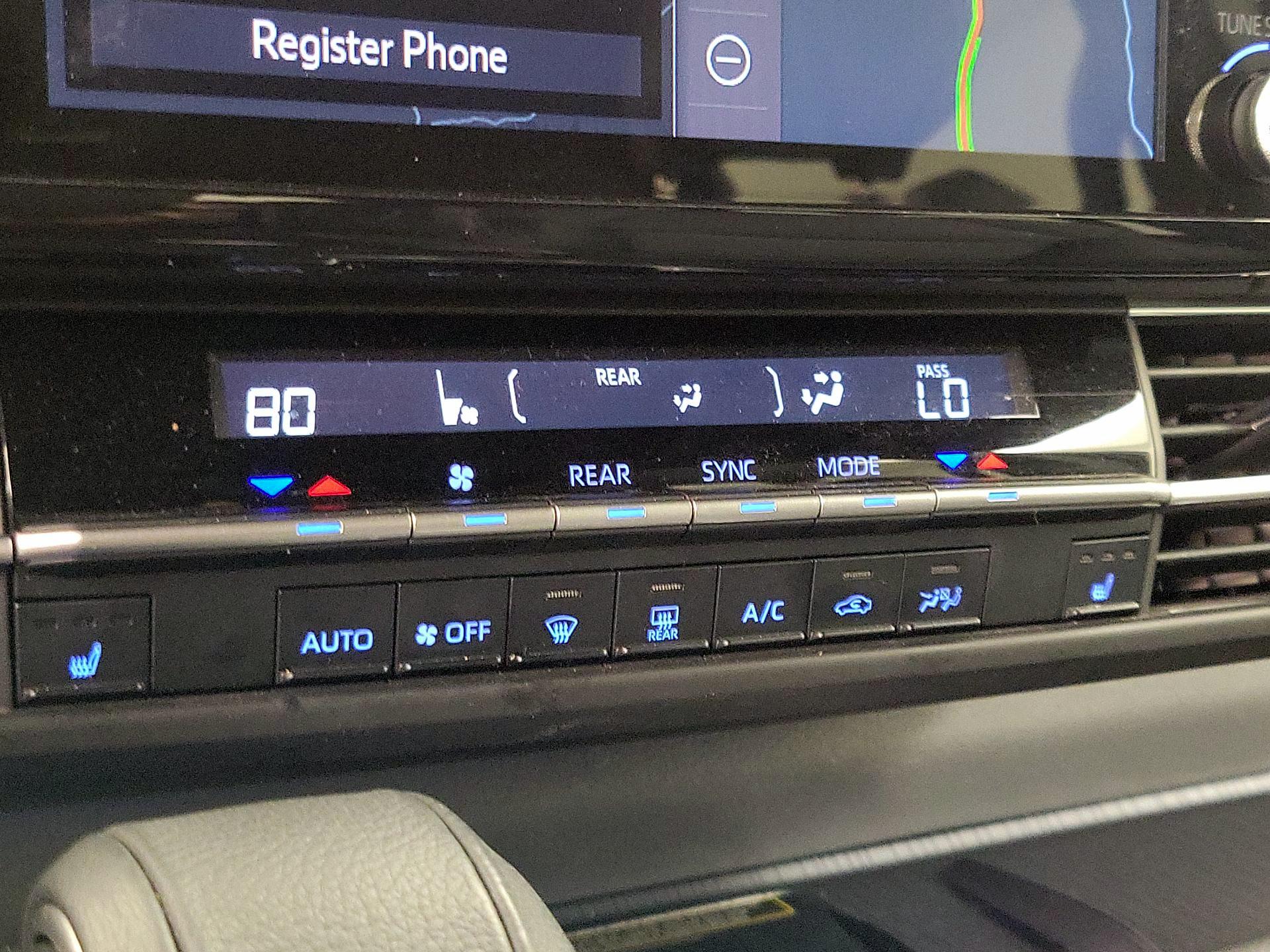 Thumbnail: 2022 Toyota Sienna - 17