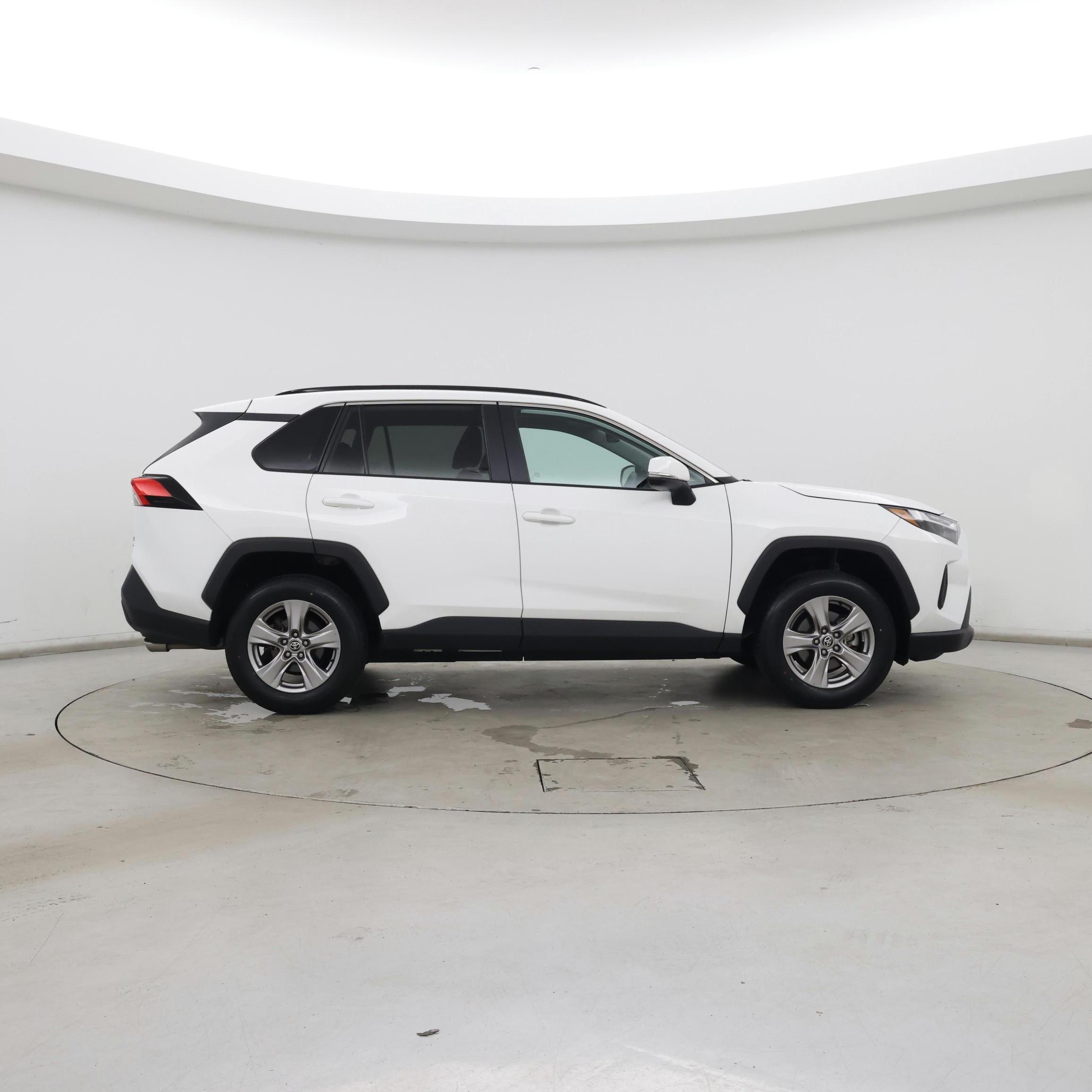 Thumbnail: 2023 Toyota RAV4 - 7