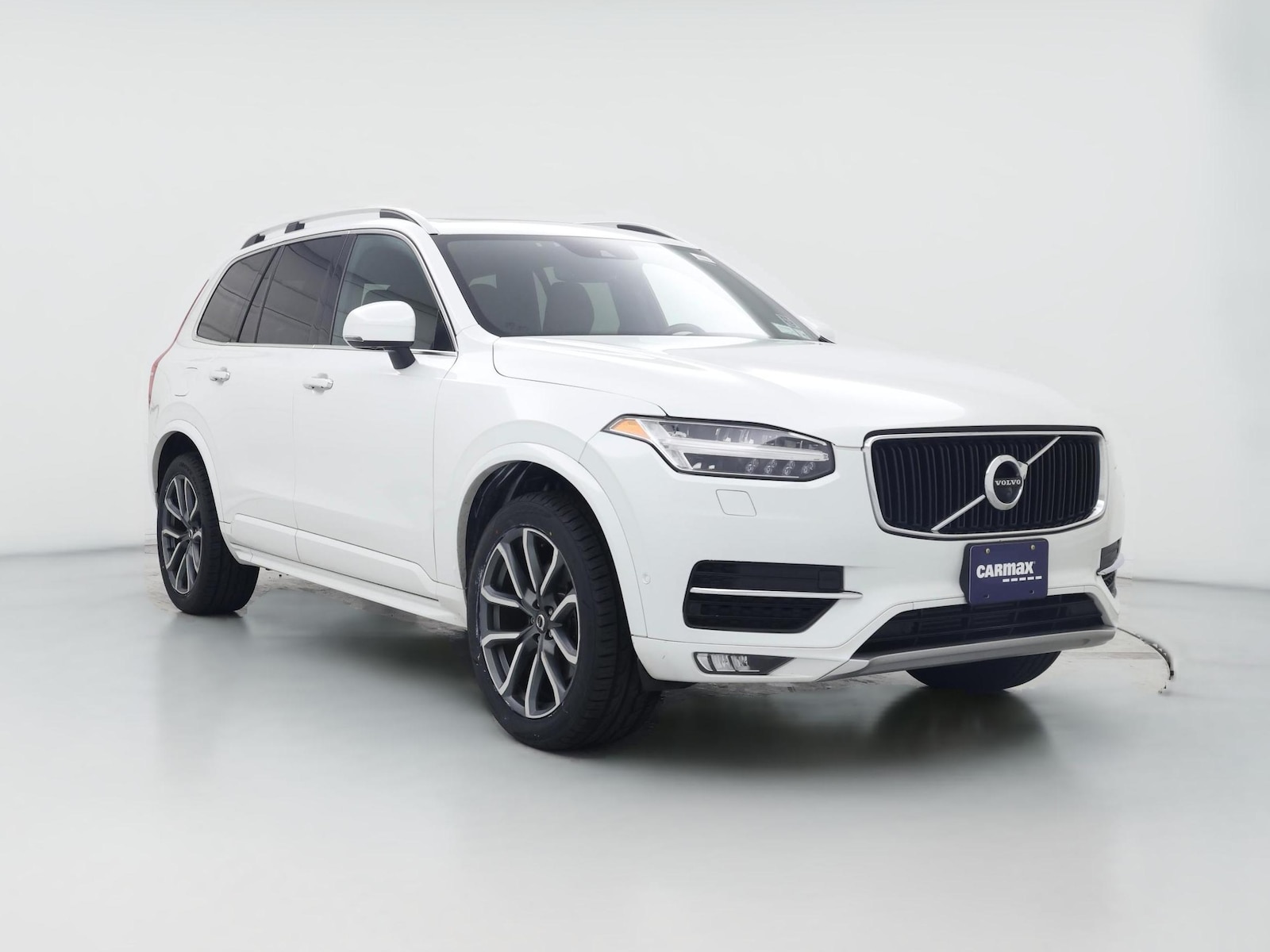 2019 Volvo XC90 Momentum