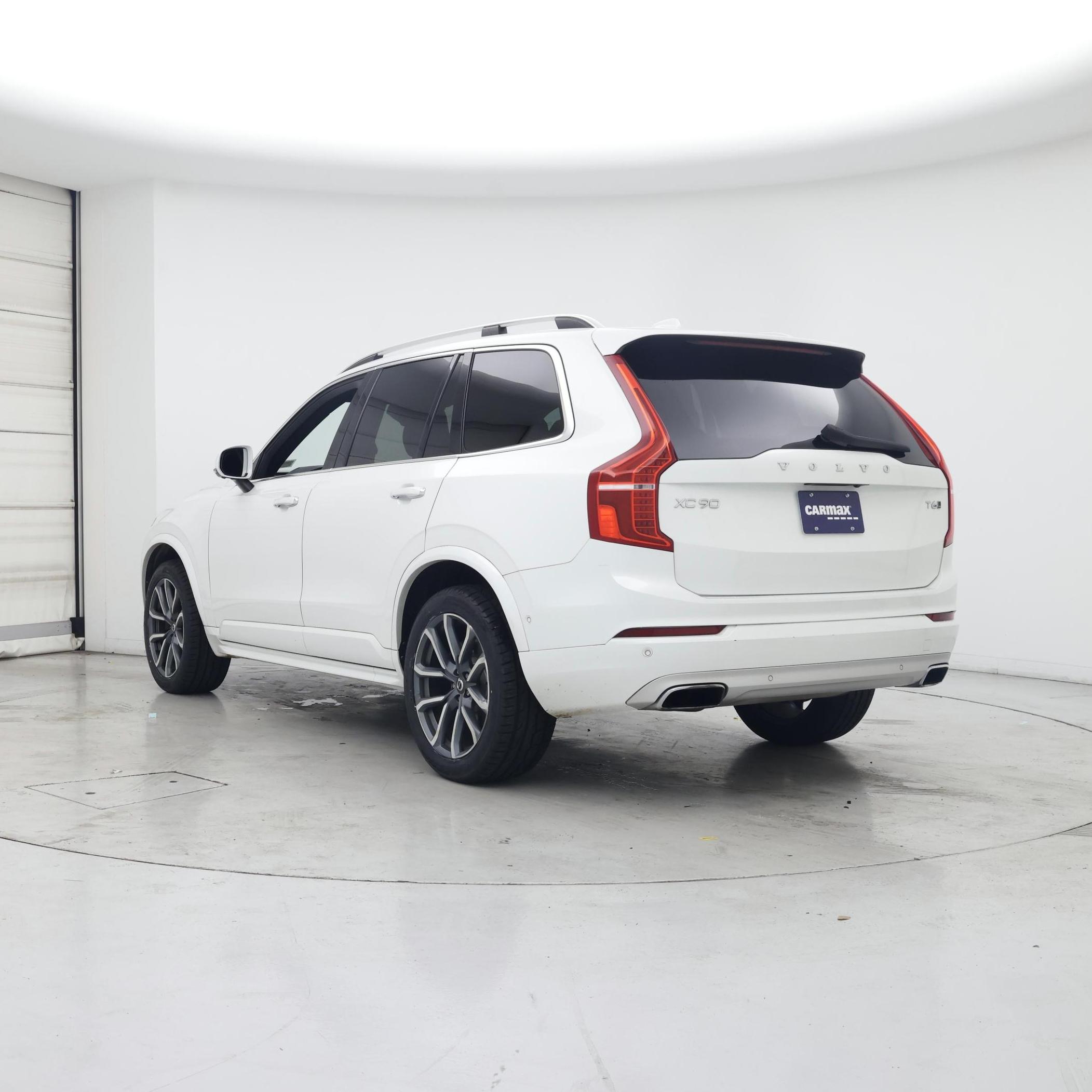 Thumbnail: 2019 Volvo XC90 - 2